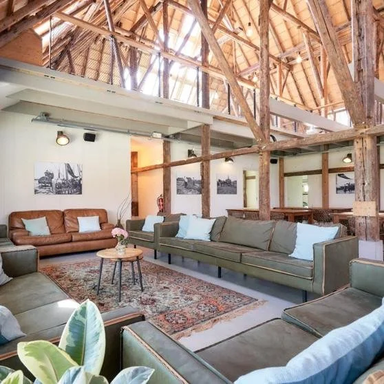 grote ruimte wierschuur.jpeg