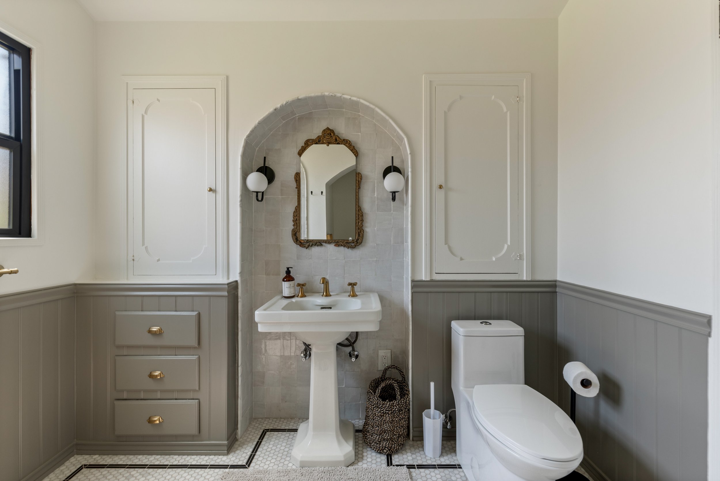 1363 Spazier Ave Glendale_1-27.jpg