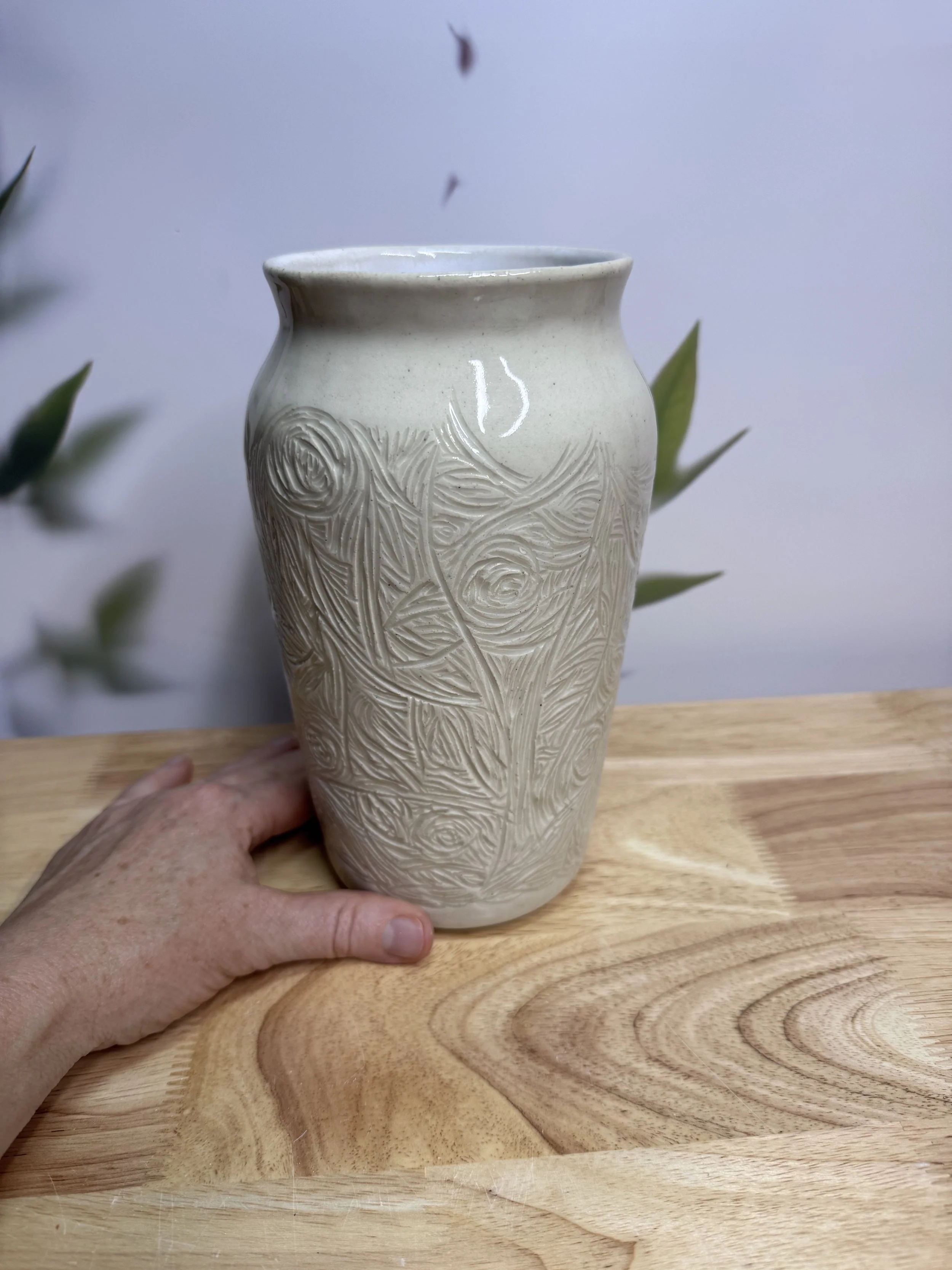 Ivory Burl Vase (Tall Milk Jug Style)
