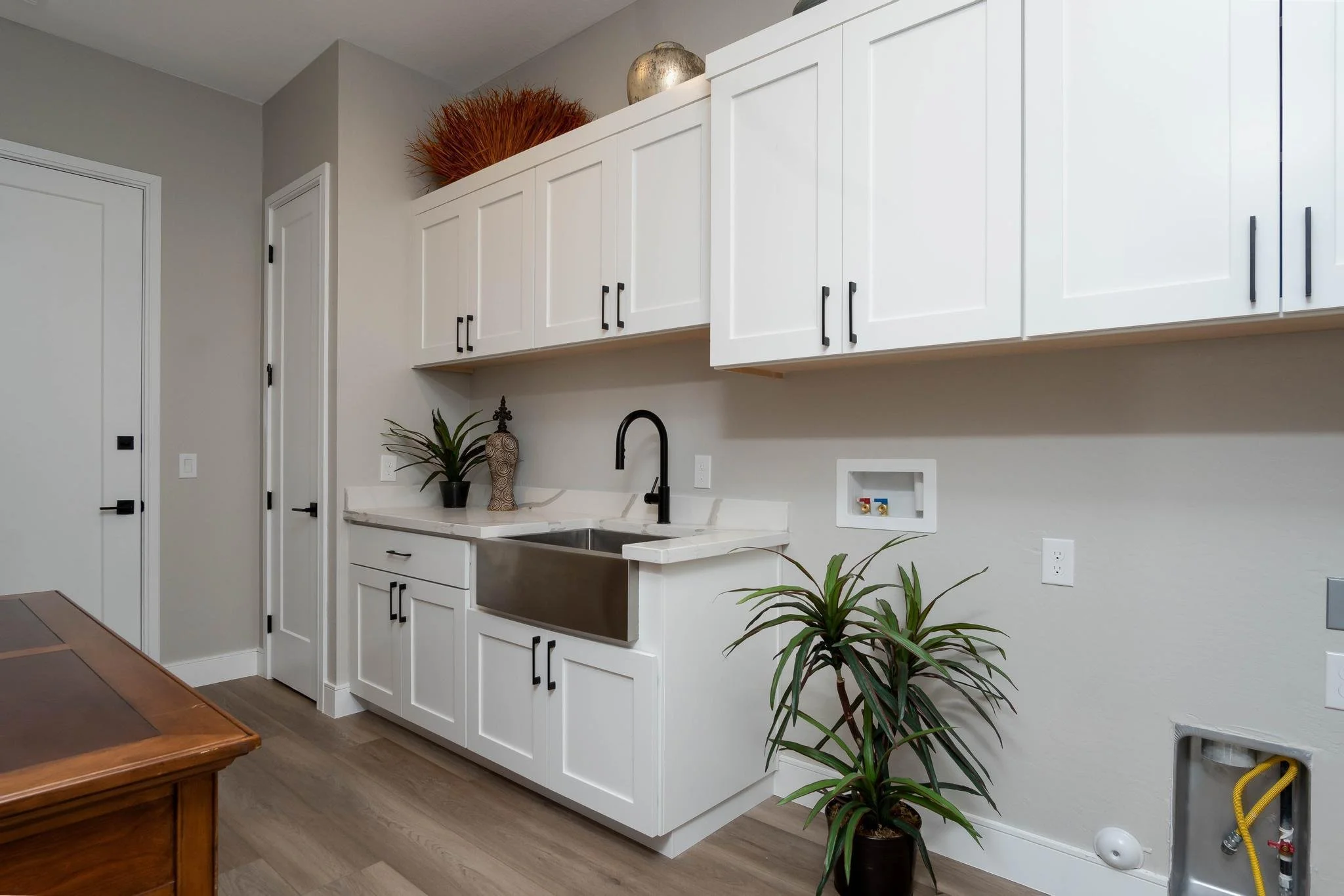 Mountain Gate Model -1.jpg