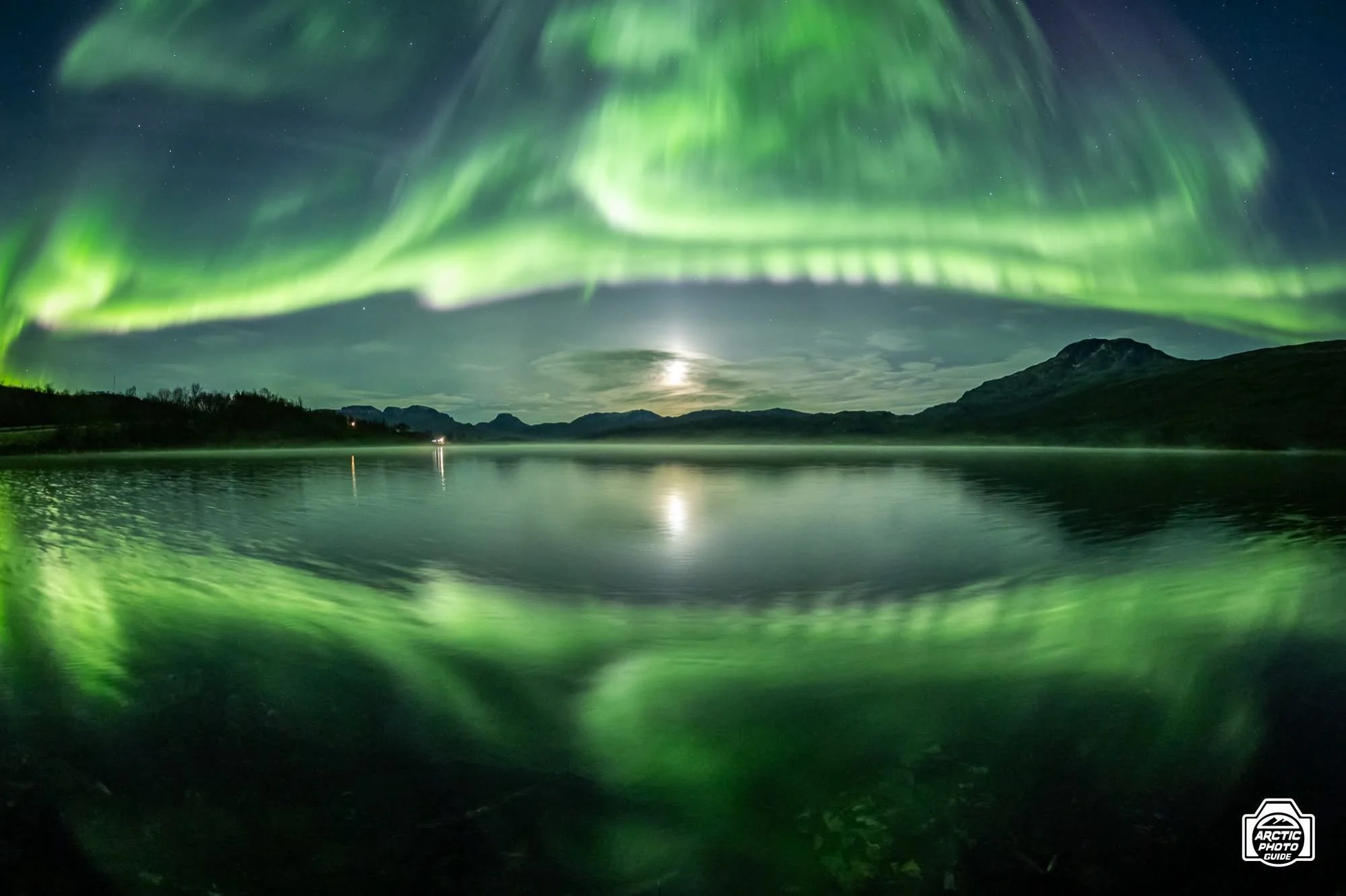 21st of October
...did this really happen??? 🤯🤯🤯

Yesterday evening I managed to finish to choose and fine tune the photos I took on tour on Wednesday...and I&rsquo;m here pinching myself because this was just unbelievable...!!!! 🫨

The skies wer