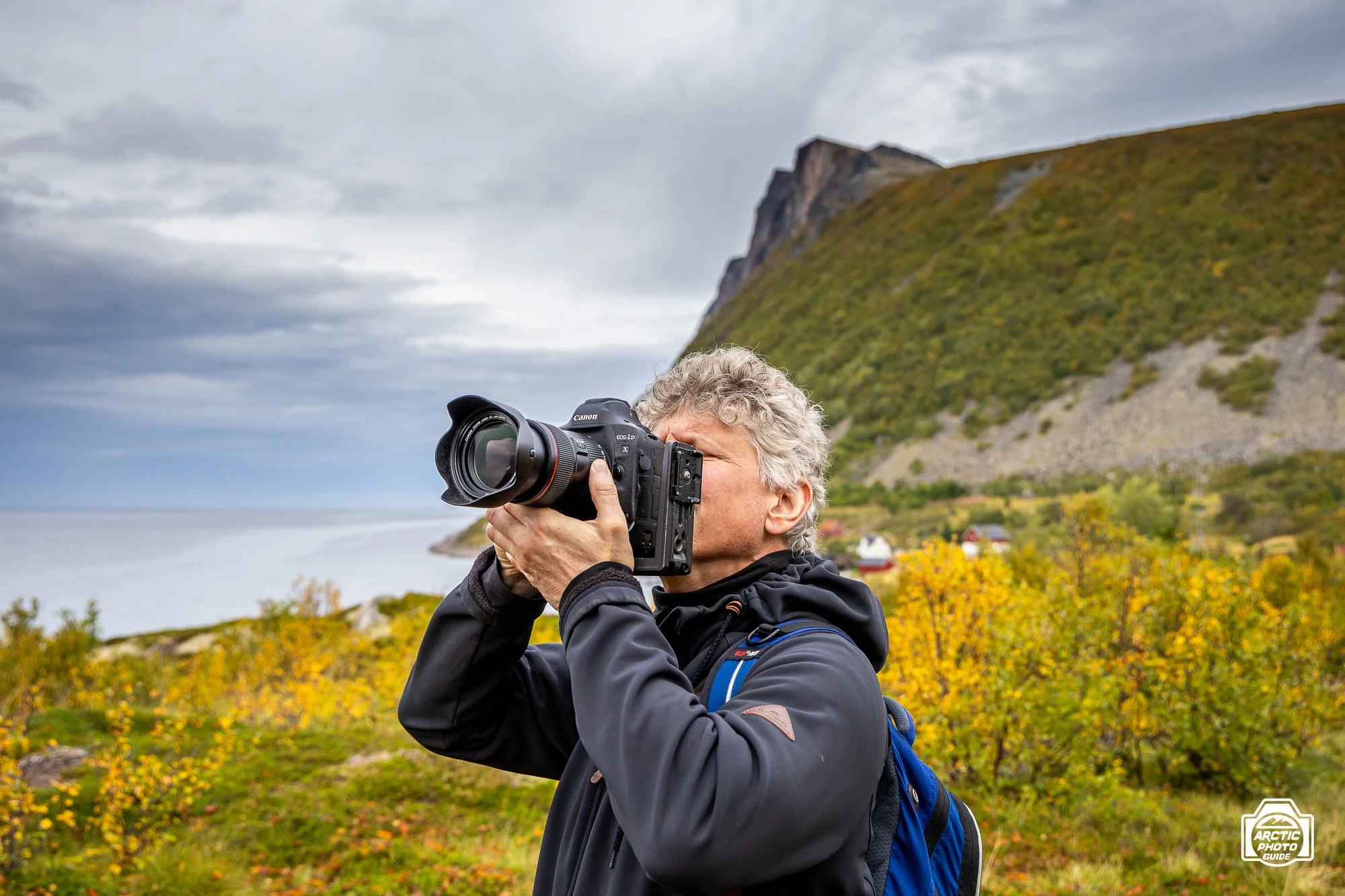 16 09 24 Arctic Photo Guide-36.jpg