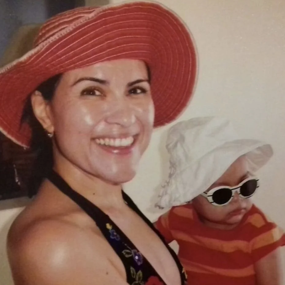 Oda a un Faro Llamado Valentina (Spanish)