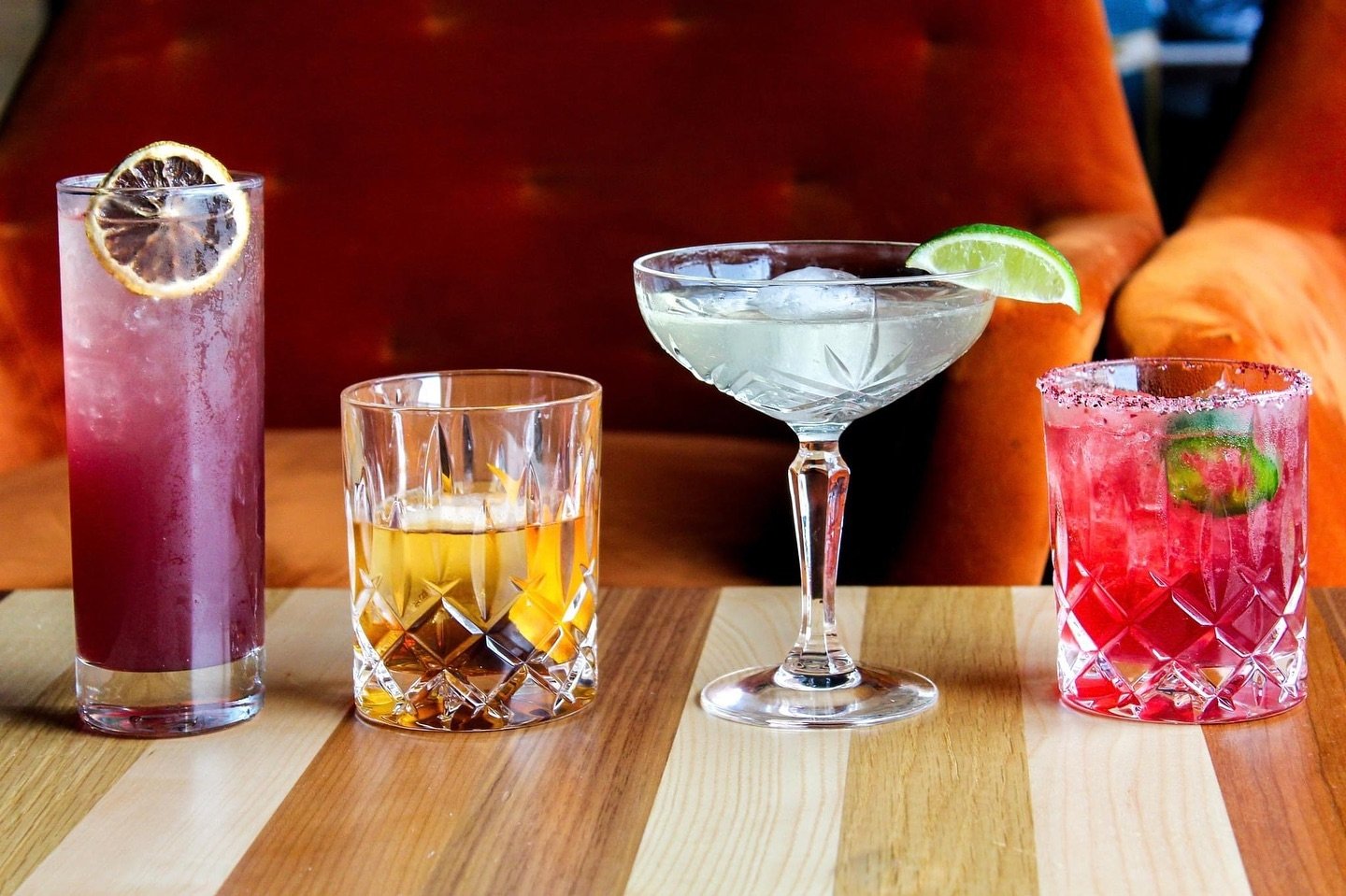 SPRING 💐 COCKTAILS 🌤️ ARE 🌷 HERE! ✨ From sweet to spicy, and everything in between - Our Spring cocktails are here to refresh you all season long!

🍸 Berrycello, Blood Orange Old Fashioned, French Gimlet, + Spring Fever | View menu at www.brownsc