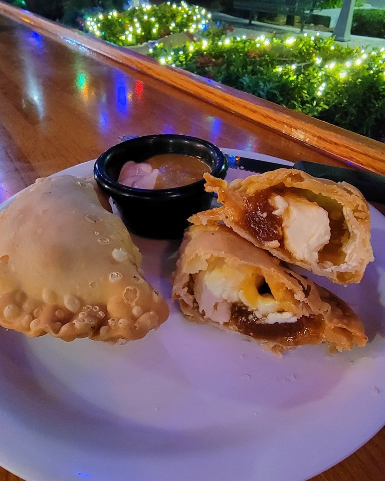 Sharing some pics of our delicious empanadas on National Empanada Day! 😋  Be sure to order some today!!! See you soon! 😉🐢💚 #thetinyturtle #caribbeanfusion #empanadas #nationalempanadaday