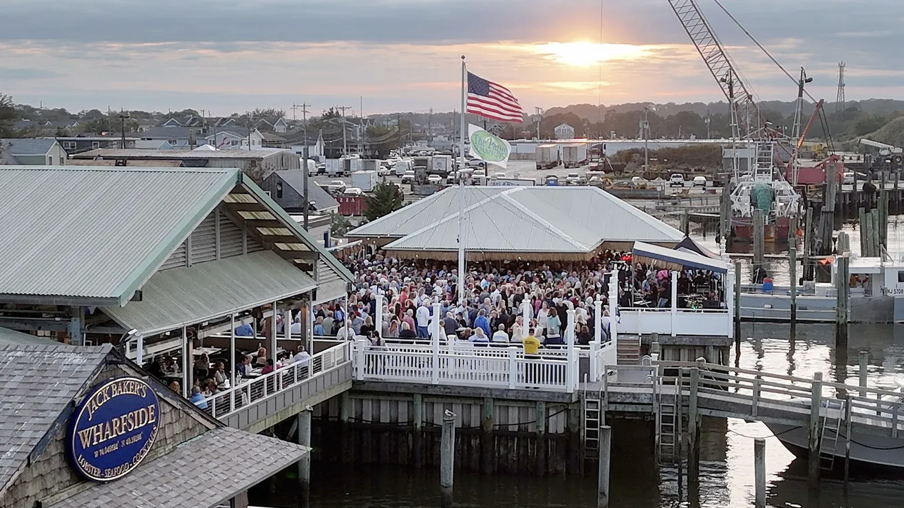 The Wharfside Patio Bar Patio Palooza