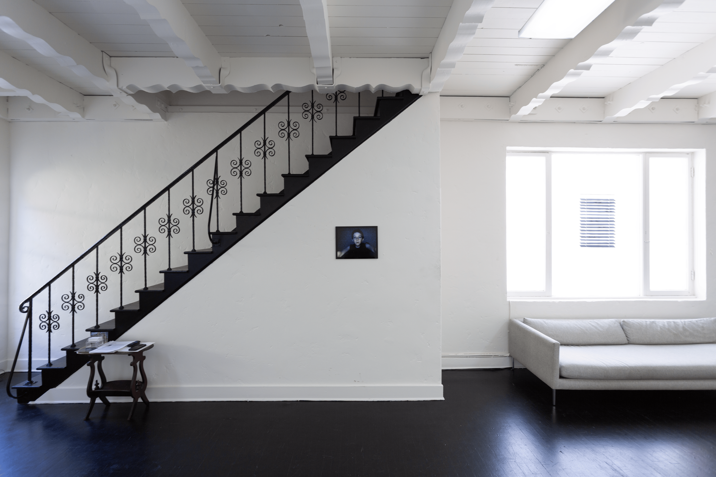 severin-hallauer-new-skies-induction-gallery-los-angeles-2026-installation-view-00039.png
