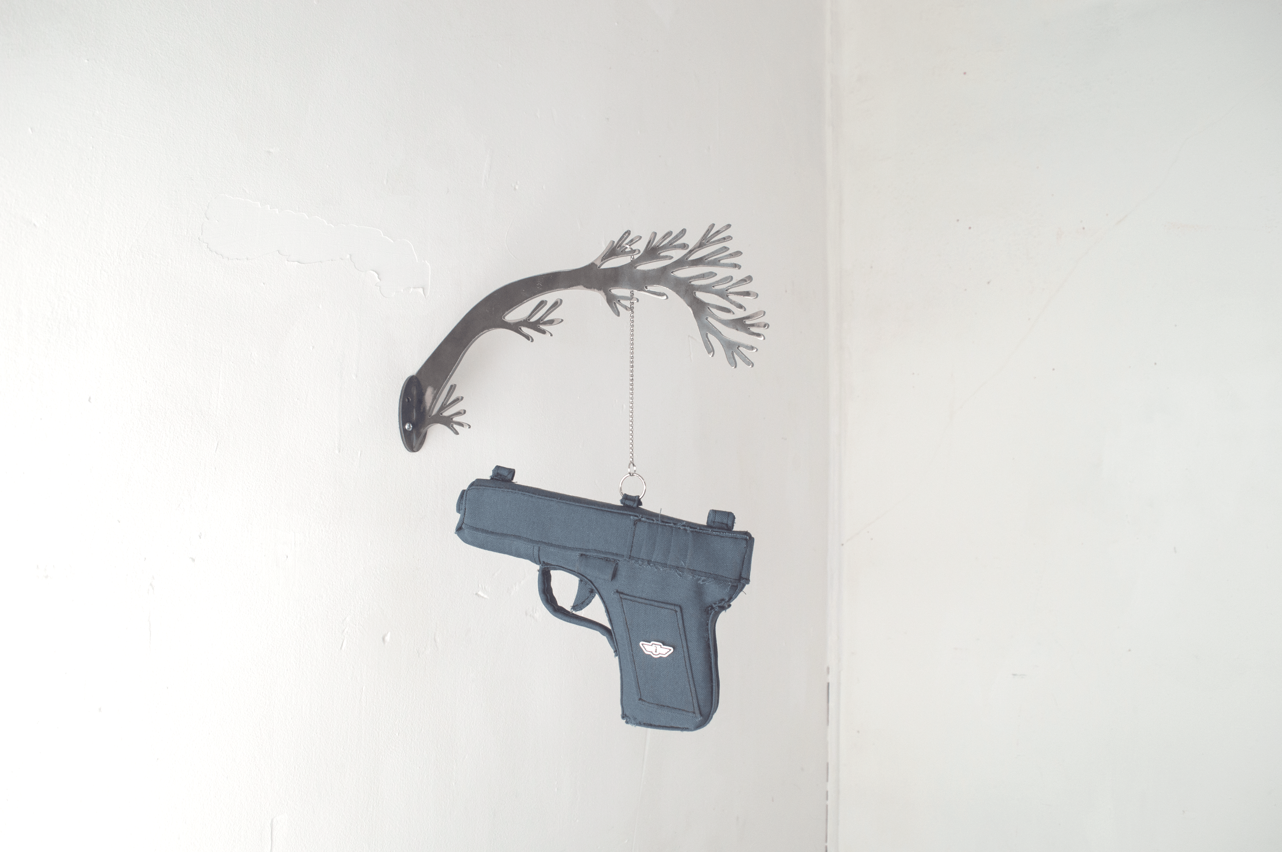 Severin Hallauer, Repeat, 2026. Steel, engraved glass, and ceramic sculpture reflecting on fatherhood, inherited violence, memory, and emotional transmission.