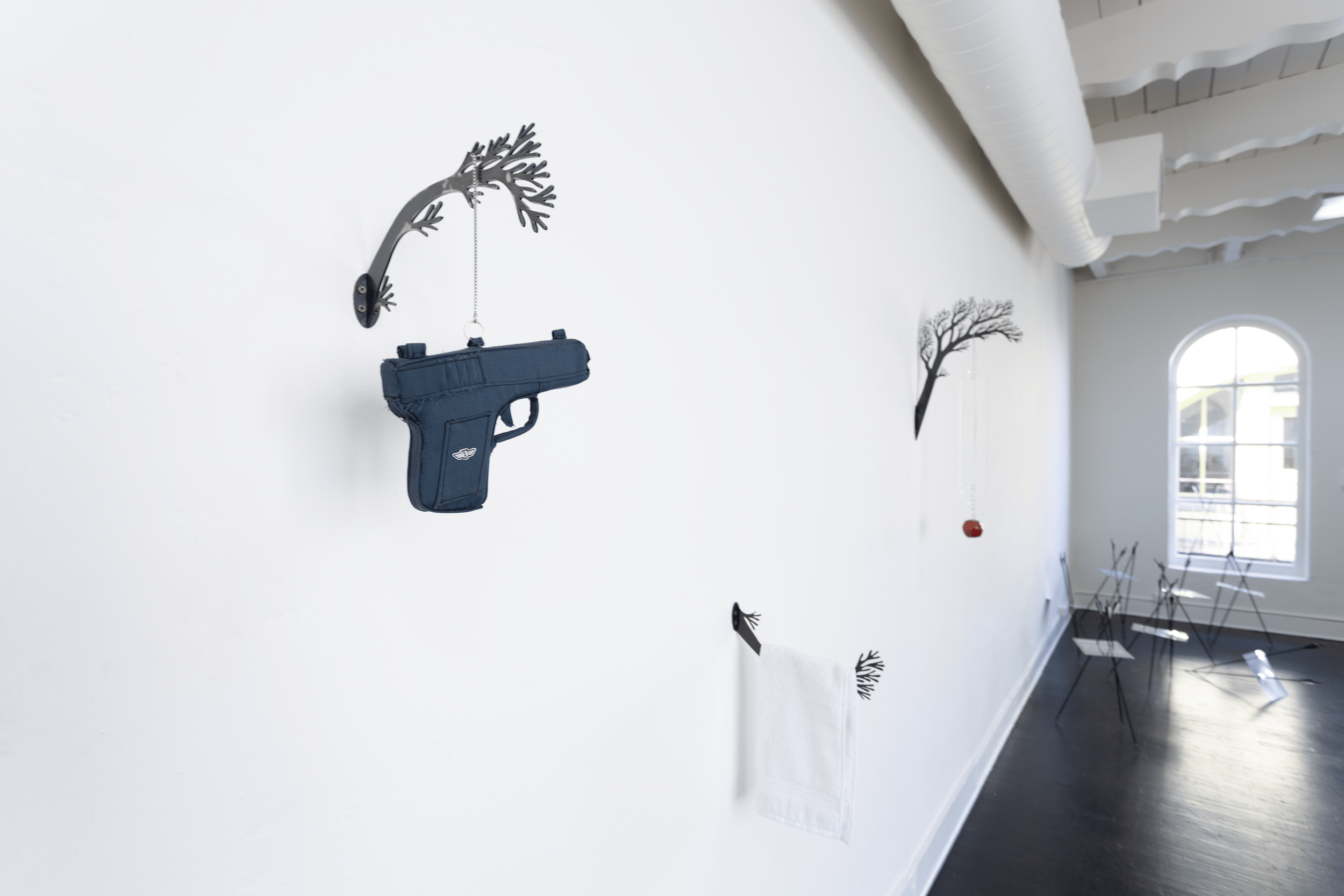 severin-hallauer-new-skies-induction-gallery-los-angeles-2026-installation-view-00059.png