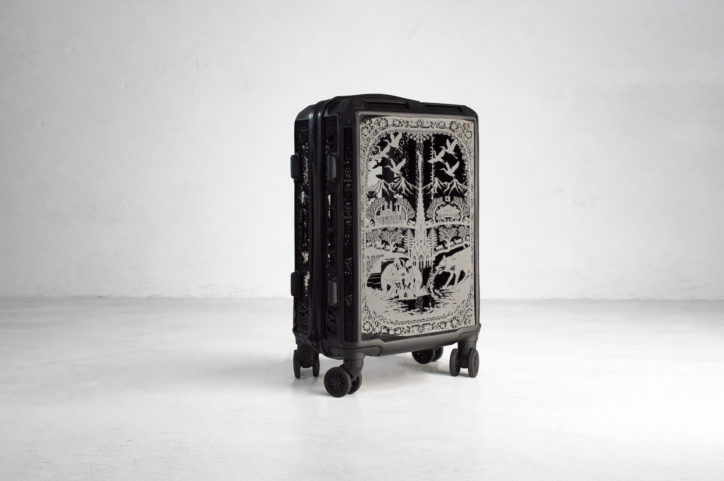 Carry On Severin Hallauer 2.png