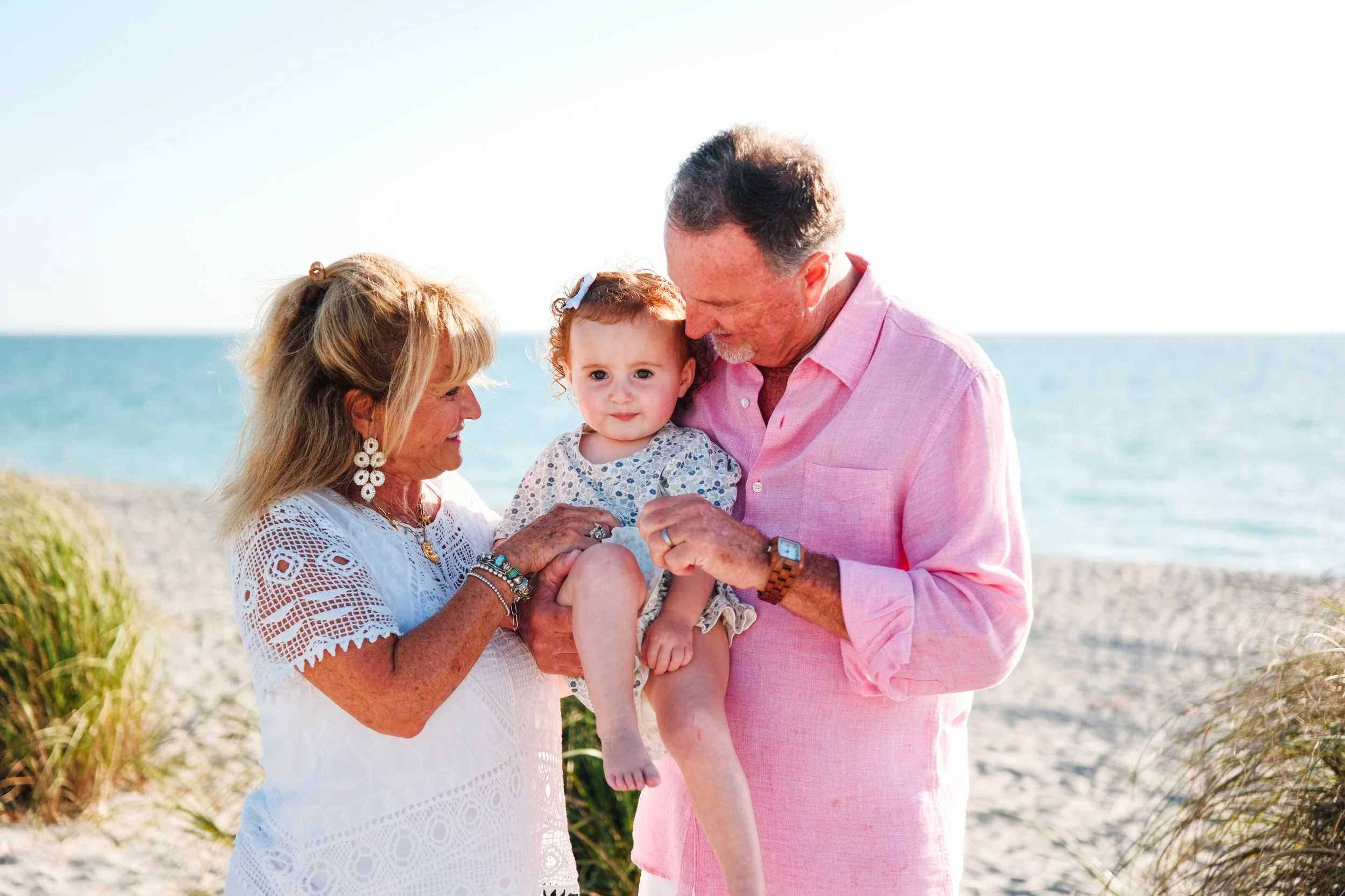 family-beach-photoshoot-venice-florida-grandparents.jpg