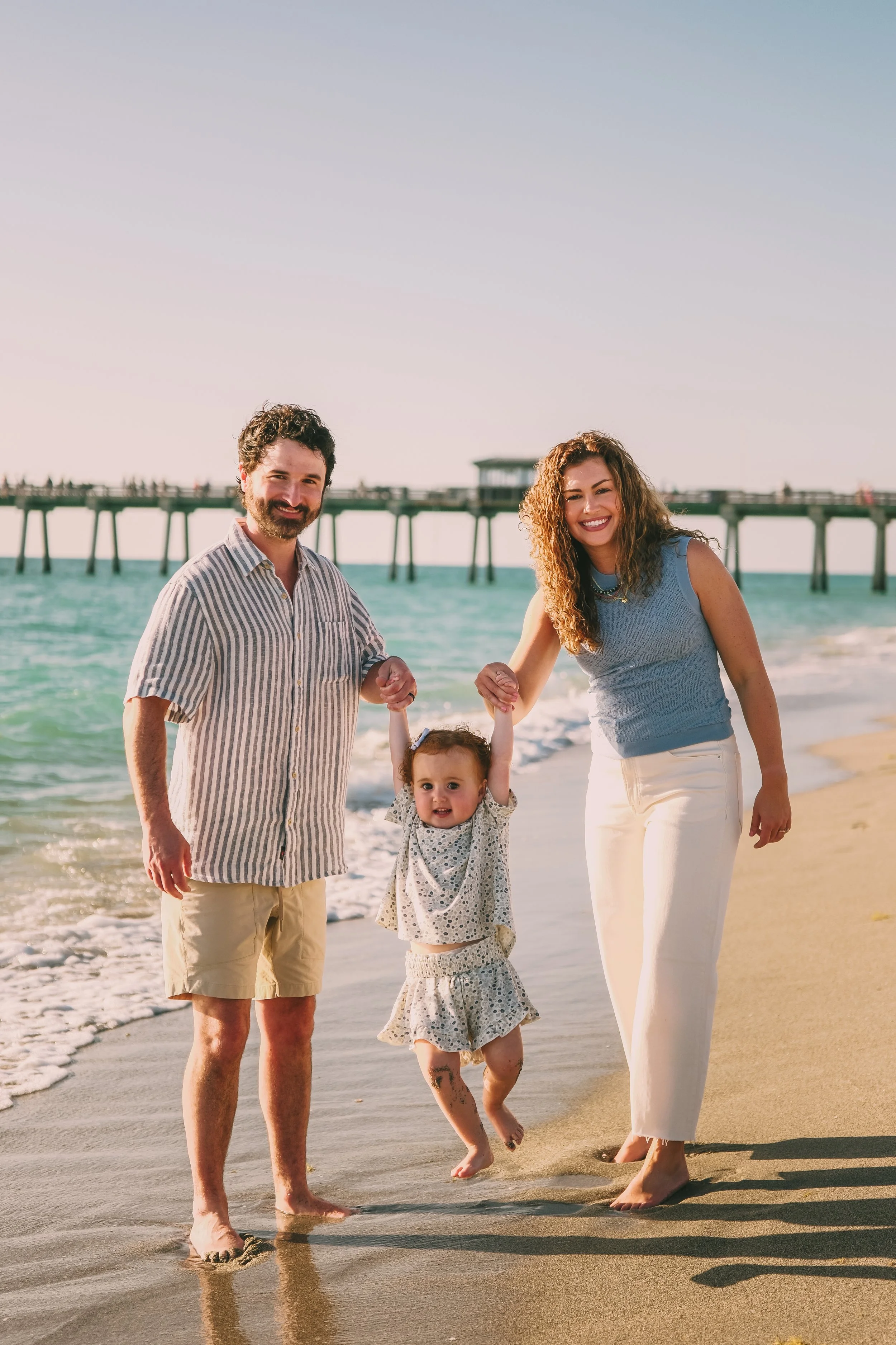 family-beach-photoshoot-venice-florida-walking-along-the-water-filmic3.jpg