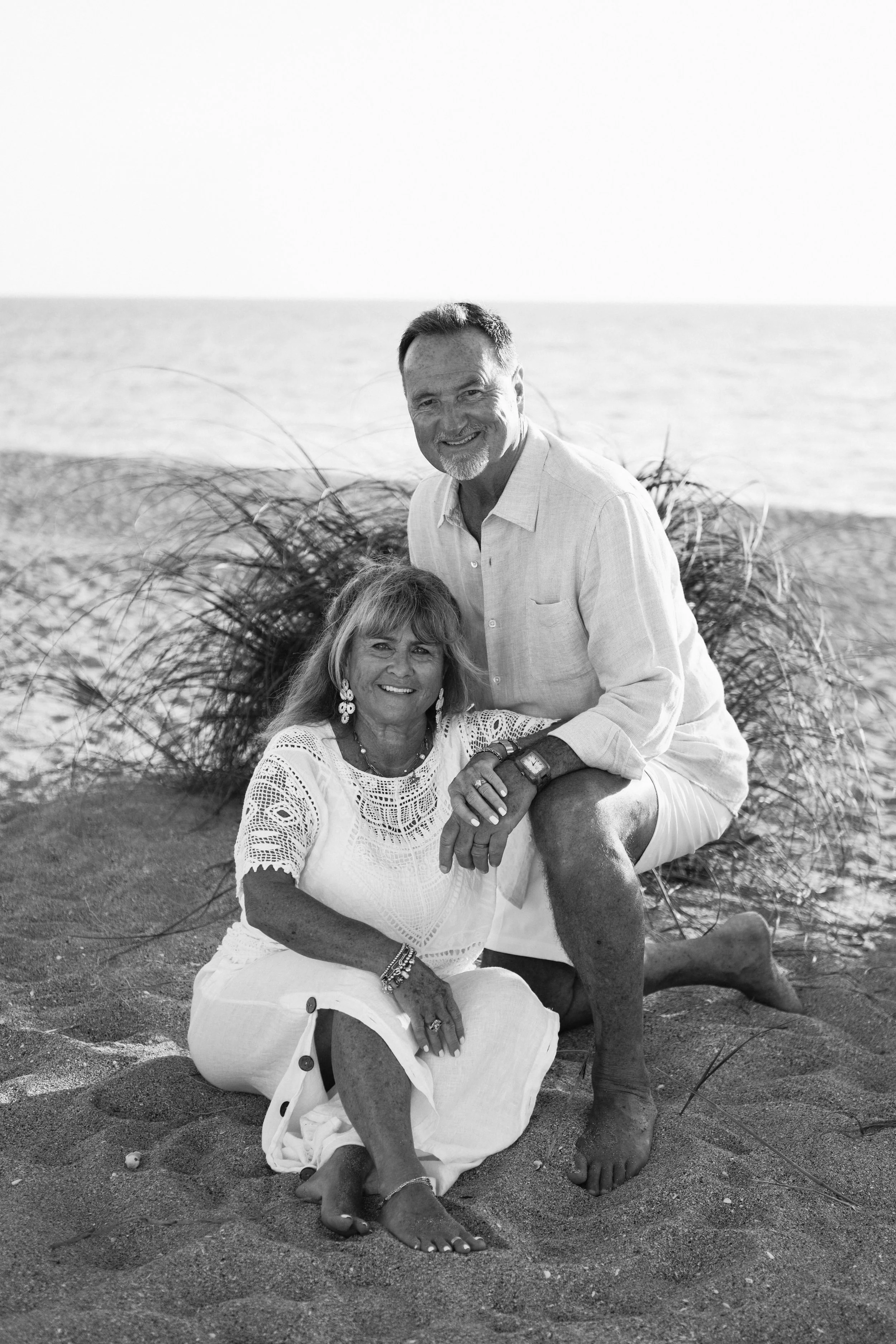 grandparents-beach-photos-venice-florida-black-and-white.jpg