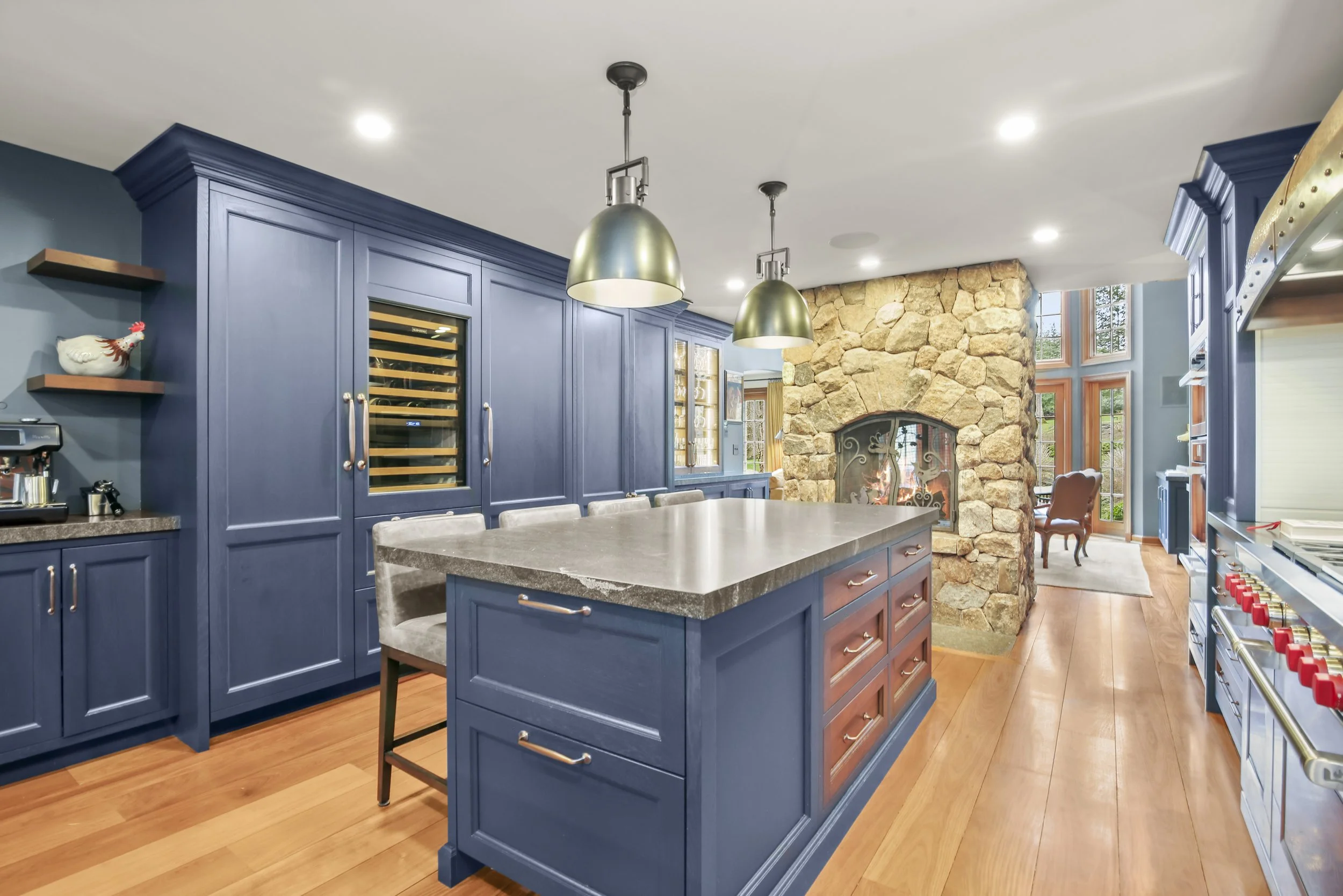 100 Husted Ln Greenwich CT-print-064-042-037-4200x2800-300dpi.jpeg