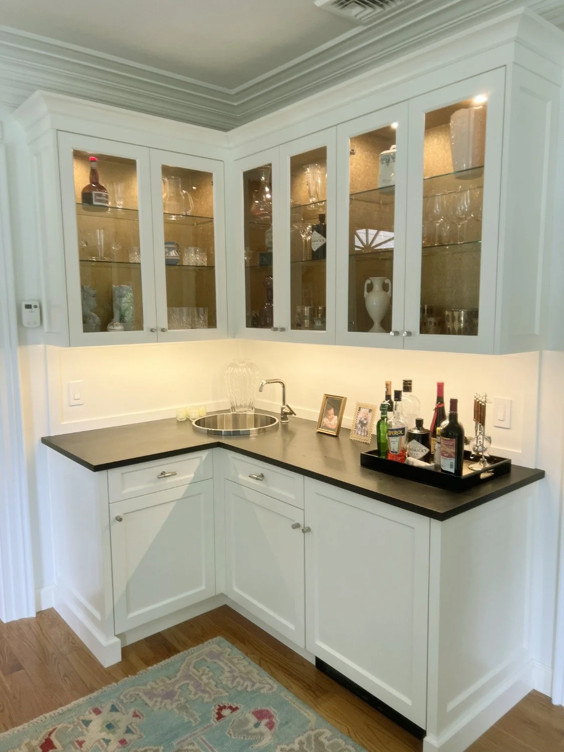 edited-springwood builders-bar area copy.jpg