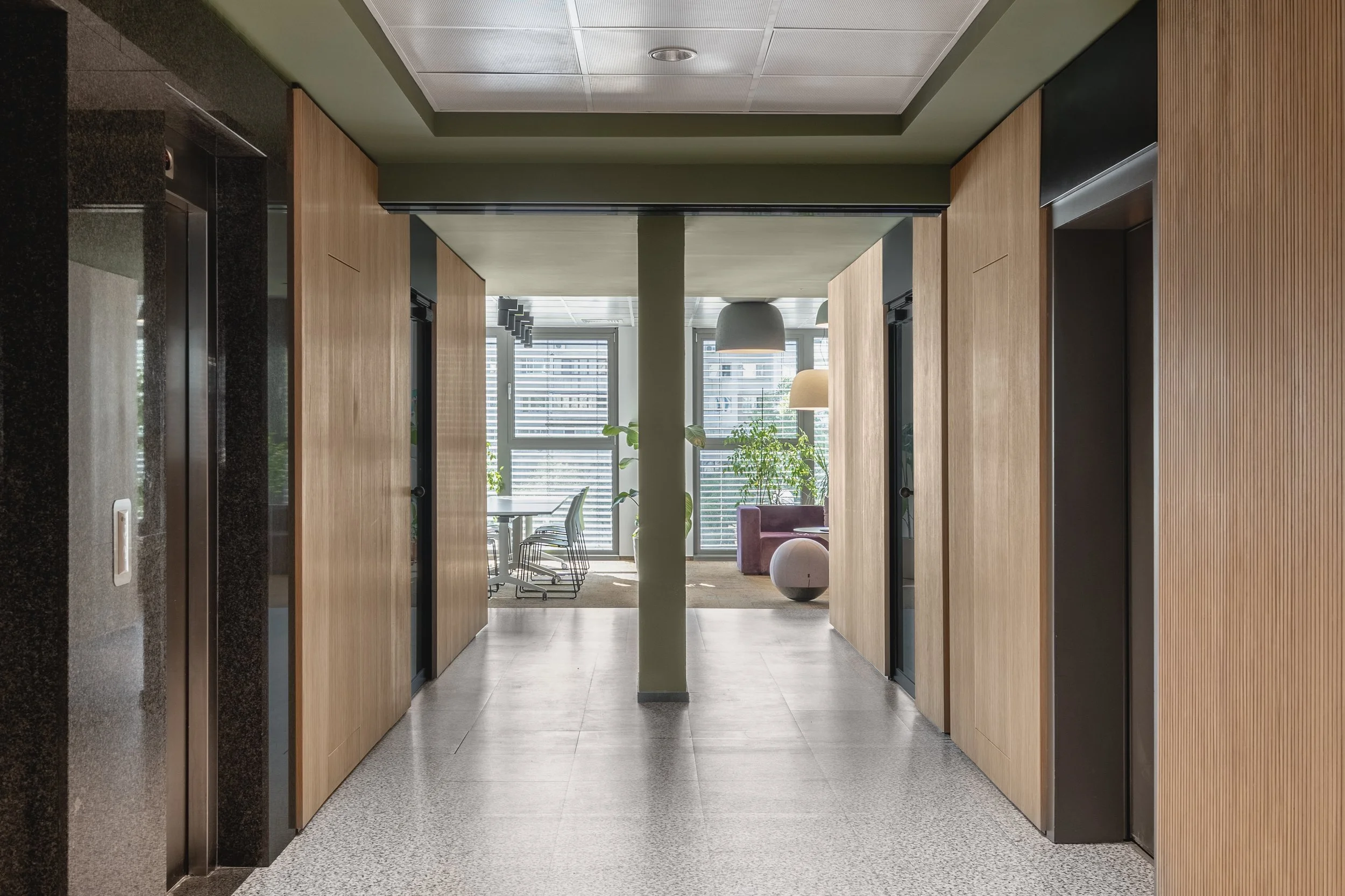 United Master Architects_Interior Design_Smartcom Office_24.jpg