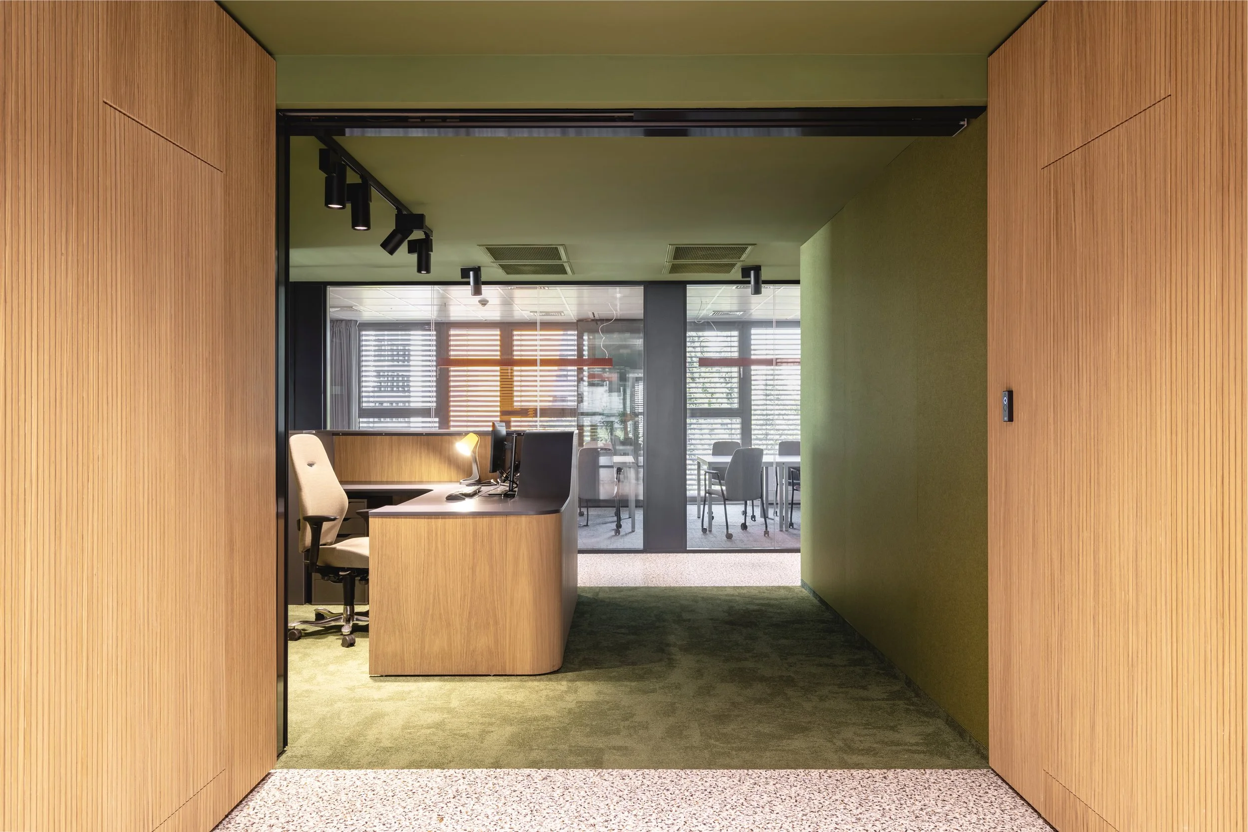United Master Architects_Interior Design_Smartcom Office_16.jpg