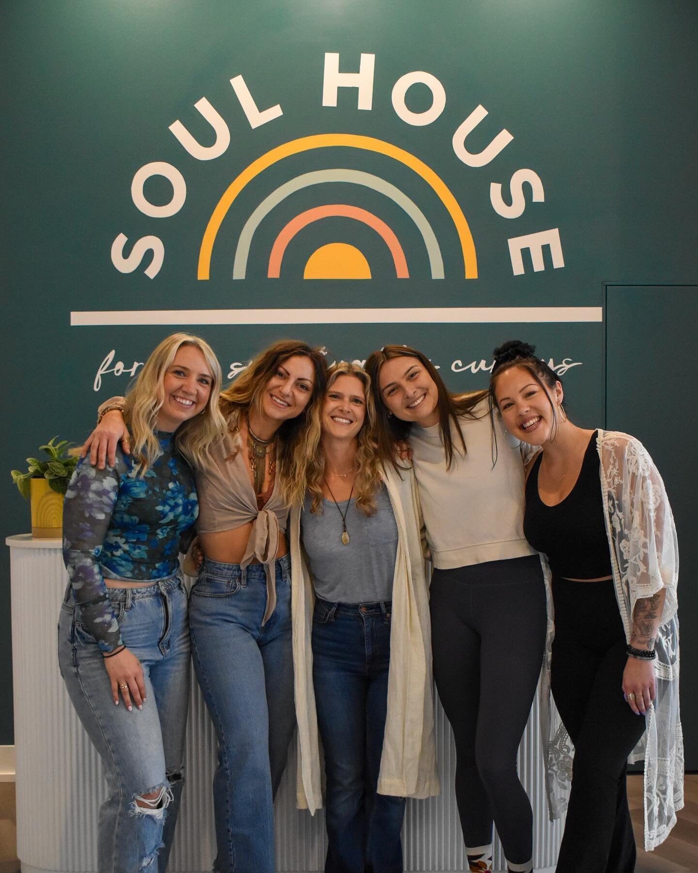 These souls make this house a home.

Meet our Gifted Team:
@emilyblackwellyoga 
@nicolebelica 
@kayla.lehman 
@aliphillipswellness 
@intuitivelybridget 
@kristennetsirk729 

📸 @jesslallison thanks for capturing our soul family&rsquo;s heart 🤍

#yog