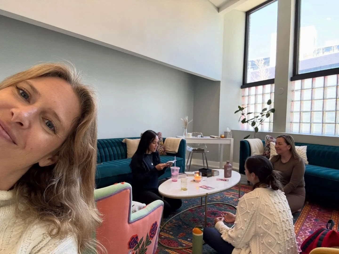 FRIDAYS. Yes, we pull cards between privates. It&rsquo;s kinda our fav thing. Thanks to all the ladies here who lift each other up! 🤍