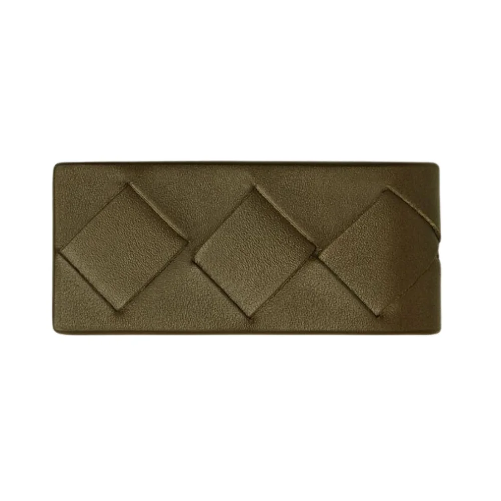 Gift-Guide-For-The-Men-Money-Clip.jpg