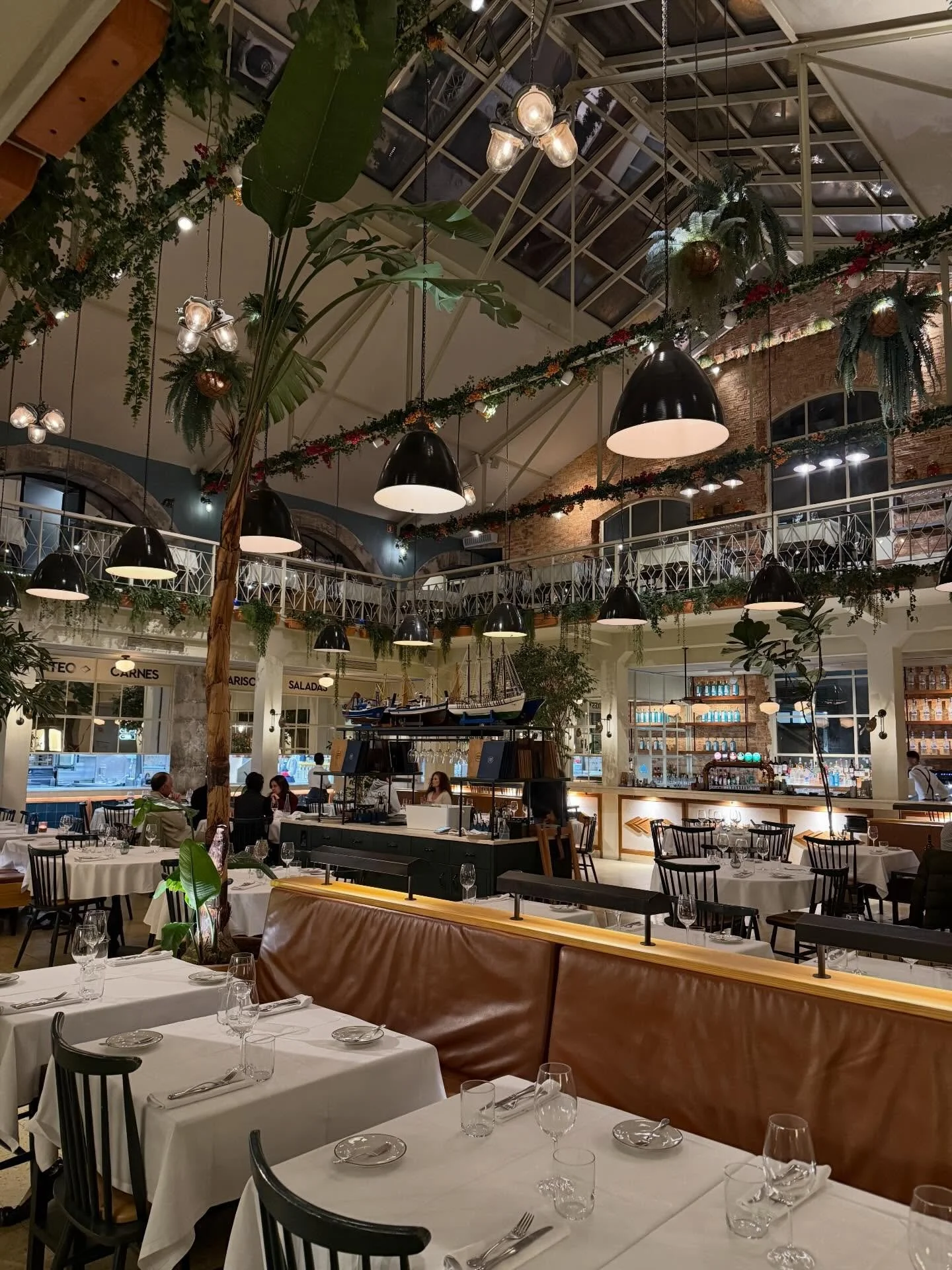 Bits and pieces of Lisbon 🇵🇹✨ Amazing views, yummy eats, and so many wonderful moments! 
-
#viscusielson #travel #inspire #portugal #lisbon