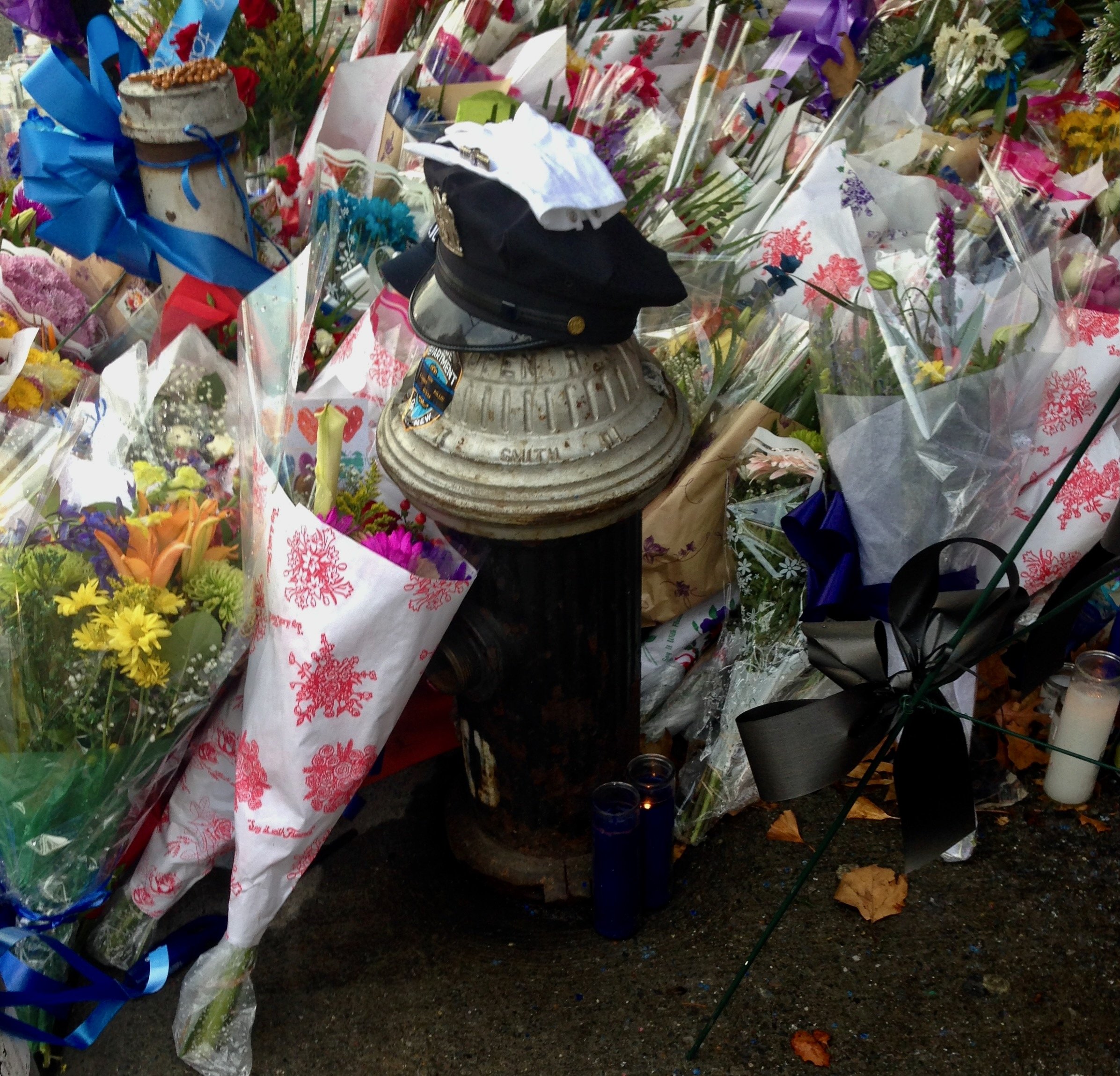 Memorial for officers, Wenjian Liu and Rafael Ramos, Bedford-Stuyvesant.