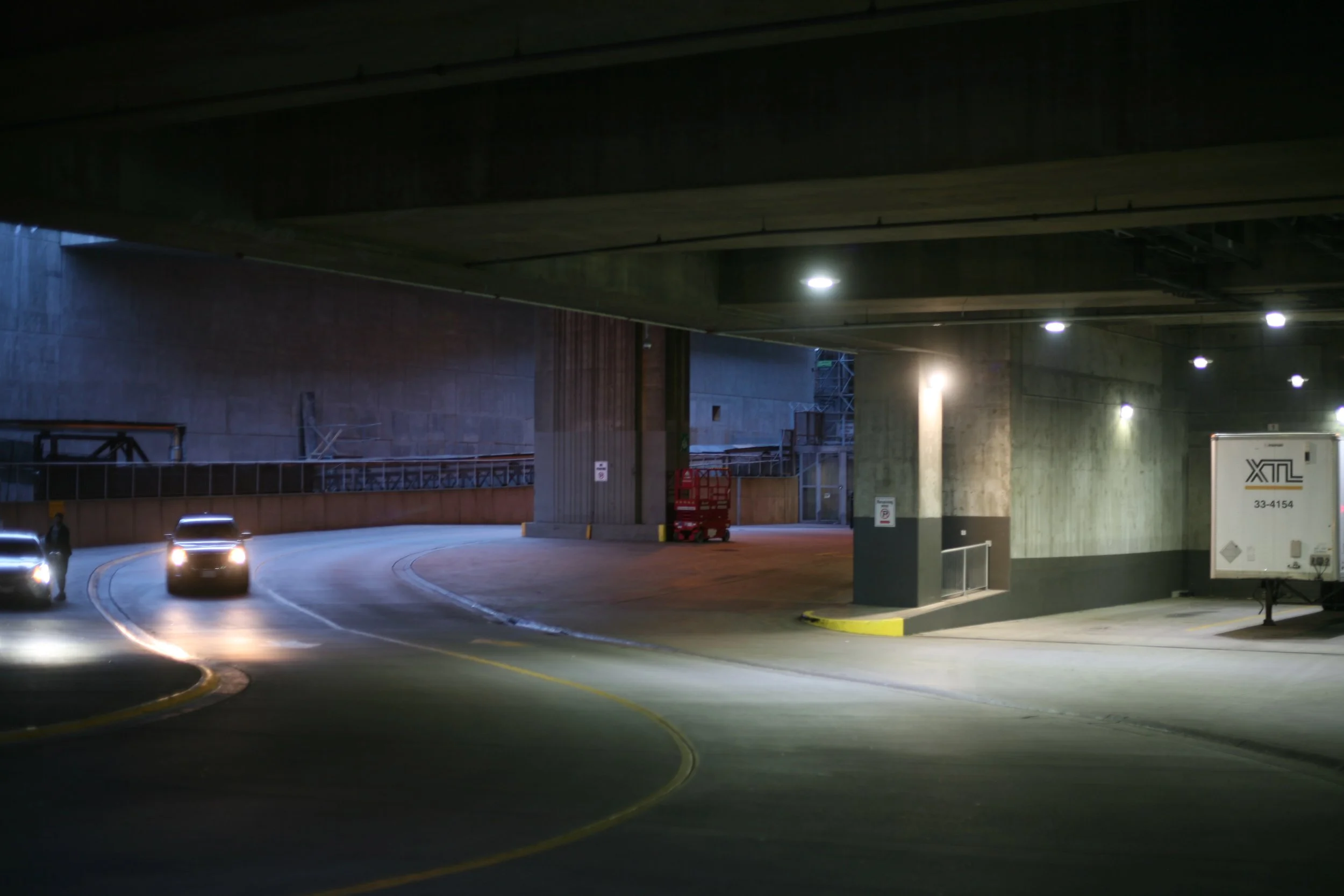 Canon EOS 5D Mark1 unedited