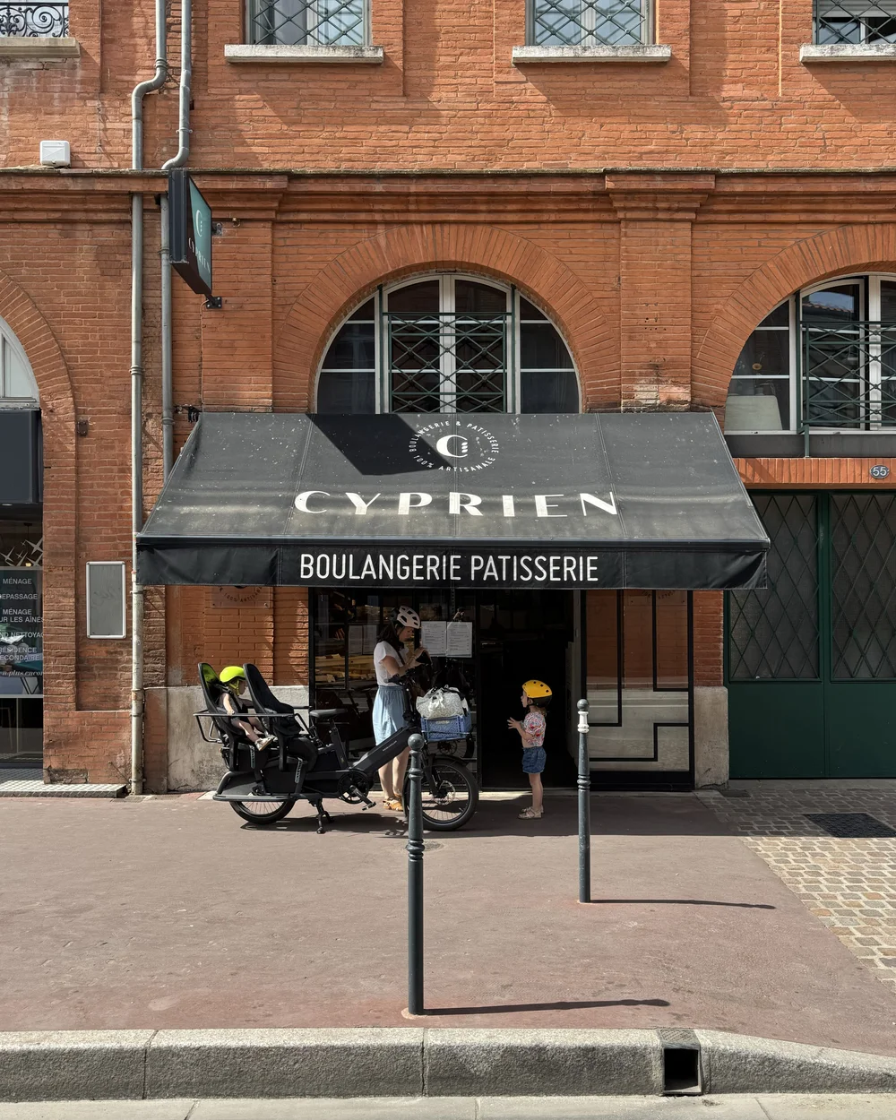 Boulangerie Cyprien Facade.jpg