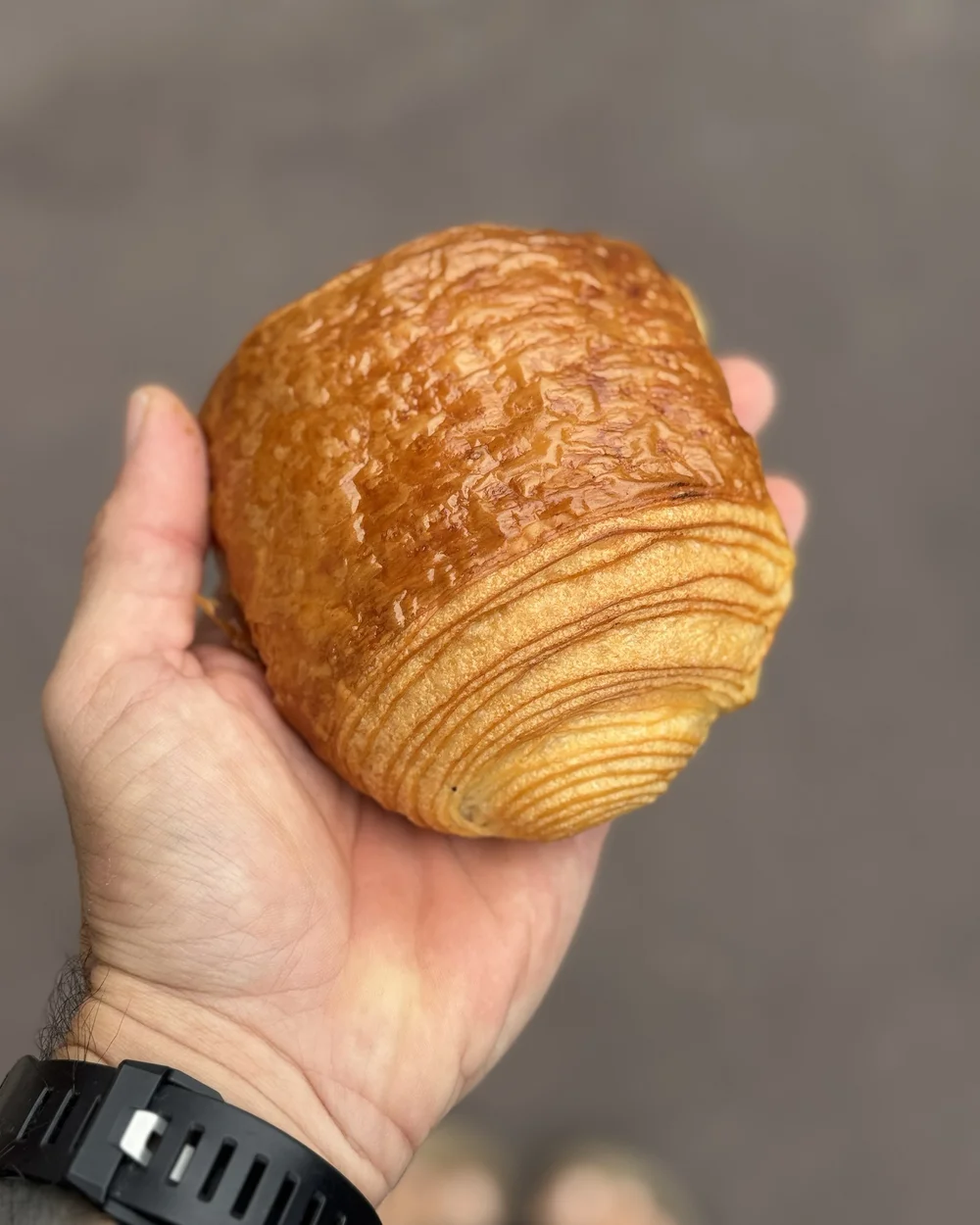 La Halle aux Pains Chocolatine.jpg