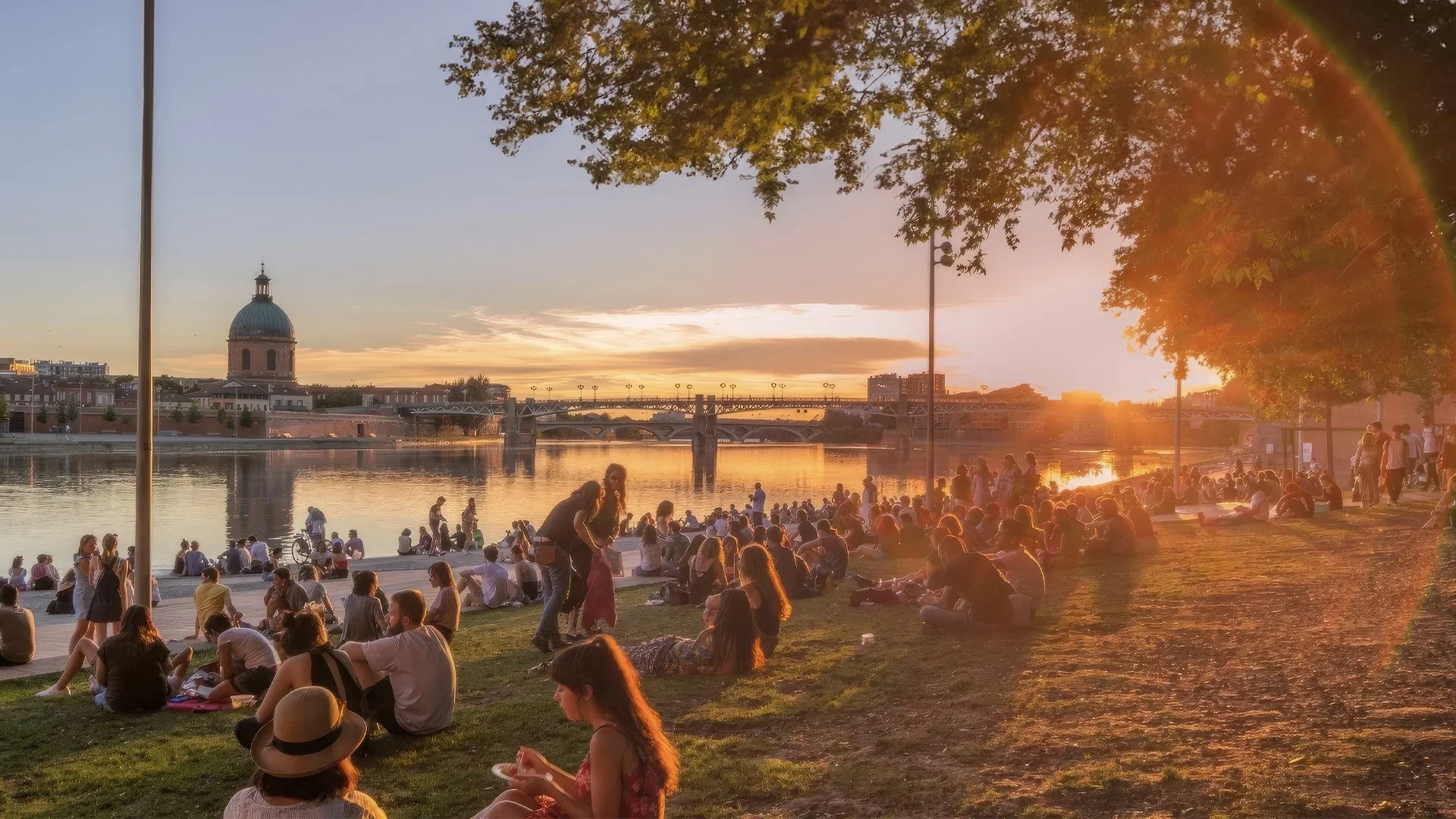 quai-de-la-daurade-toulouse-puesta de sol-garonne-vista-2025-1.webp