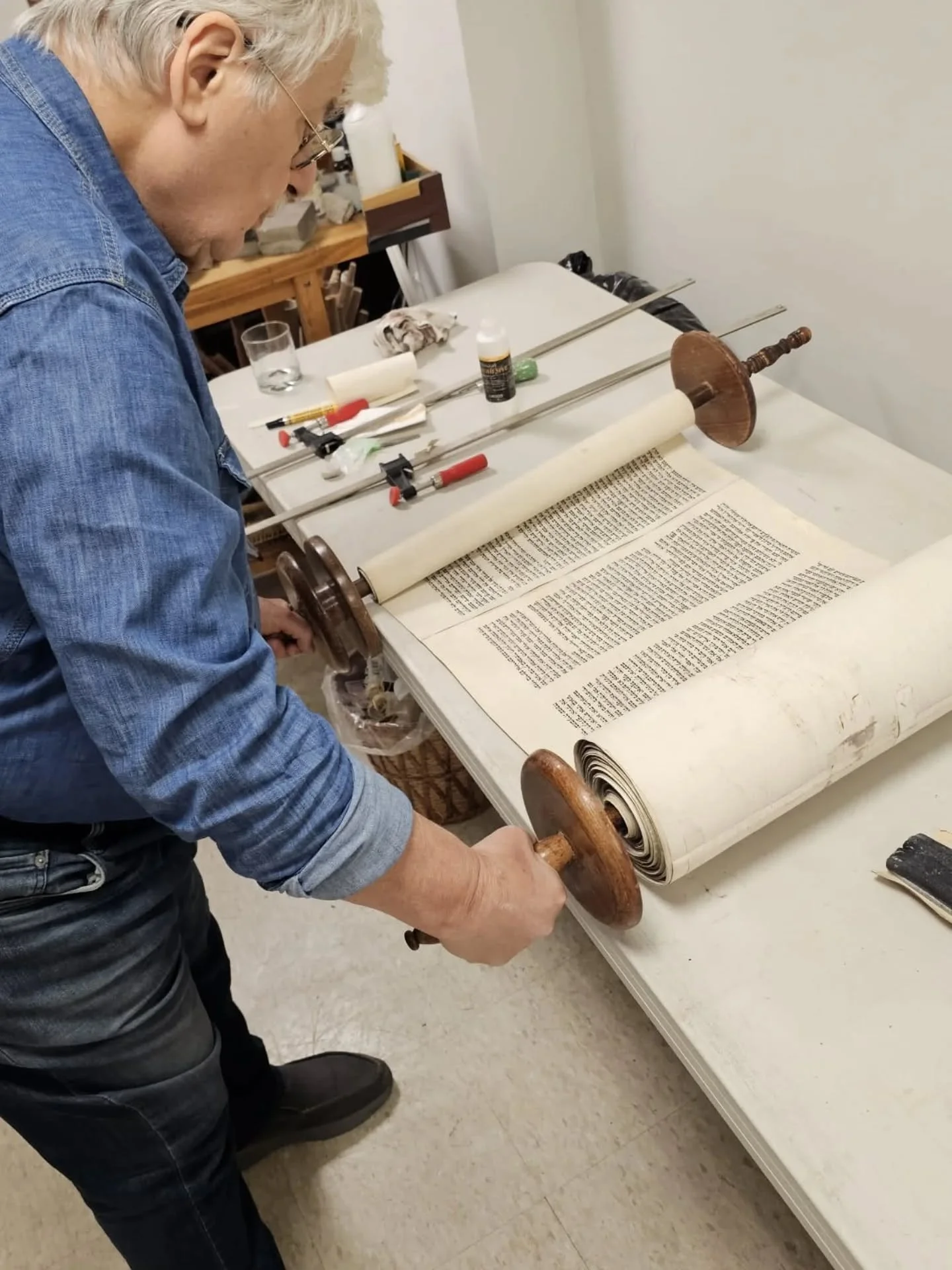 Exciting update! Phase 1 of operation Torah TLC has been completed! Thank you to Sofer and Artist, Neil Yerman and thank you to all who have donated to help us restore our Seifer Torah. It's now safely back at the lodge, ready for Naomi's Bat Mitzvah