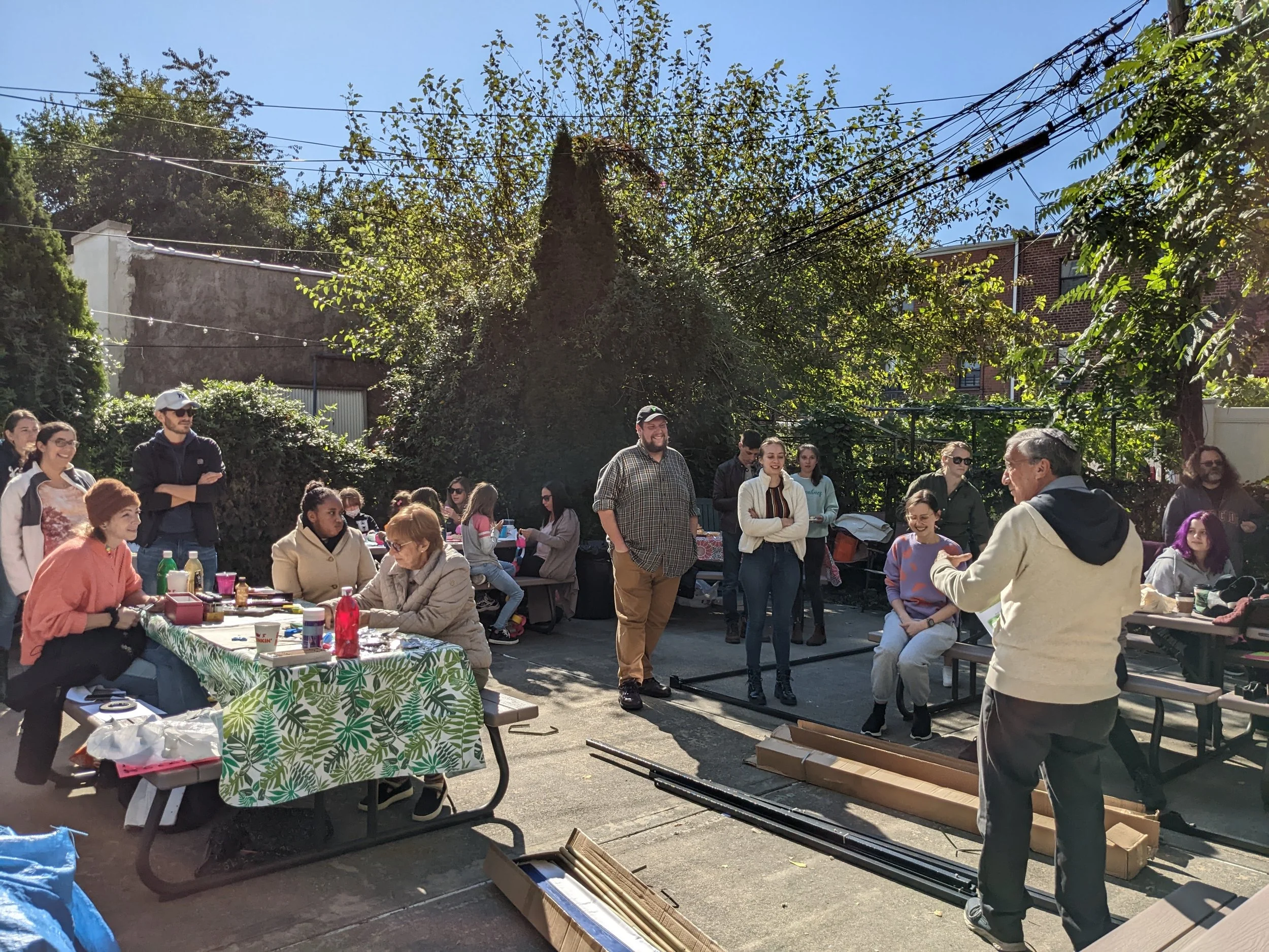Sukkah Building and MASKIT Open House