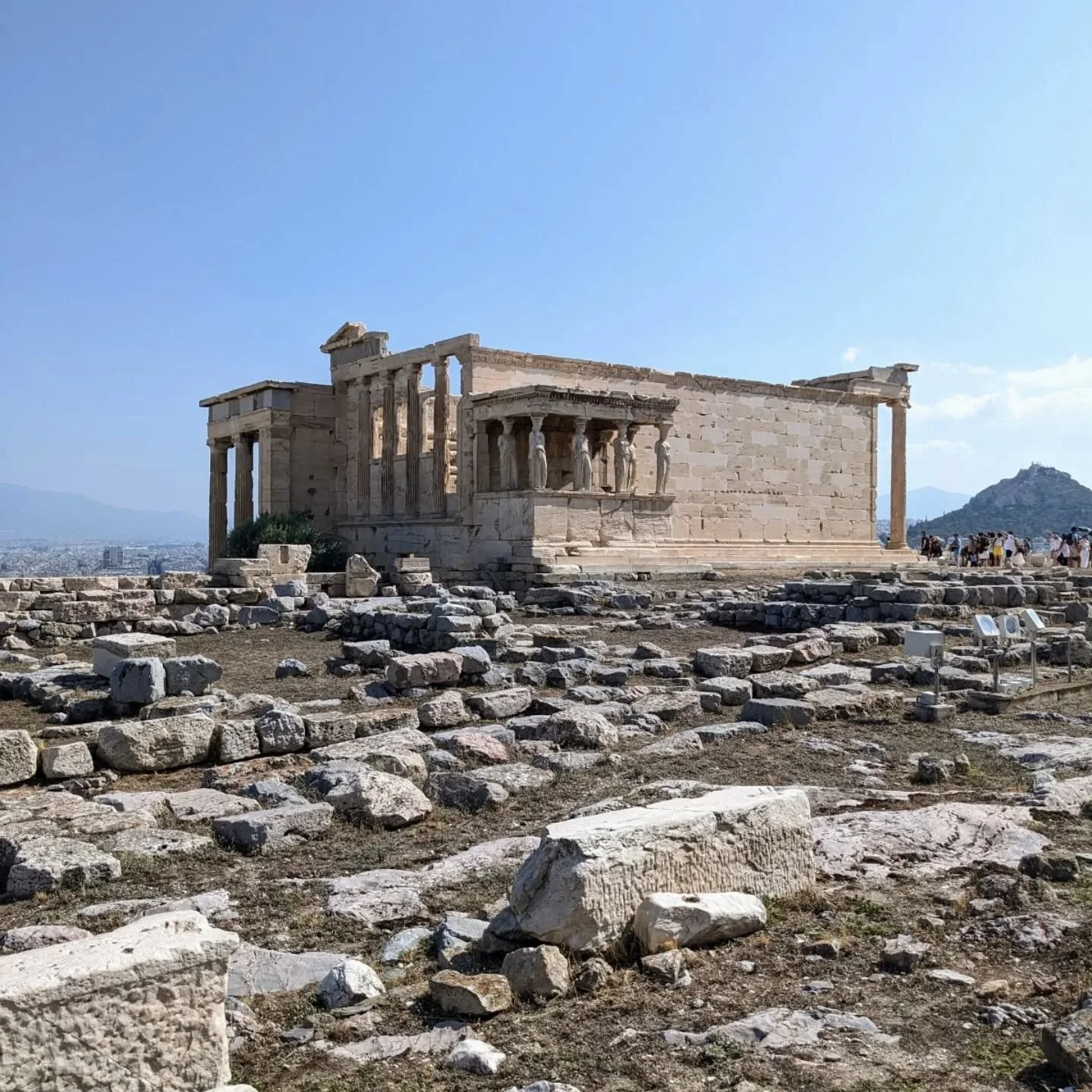 Shabbat Shalom. It's a tough world out there, and our hearts are pulled in so many directions. 

Tonight, we're filling our table with the taste of the Mediterranean and the warmth of Shabbat with friends.