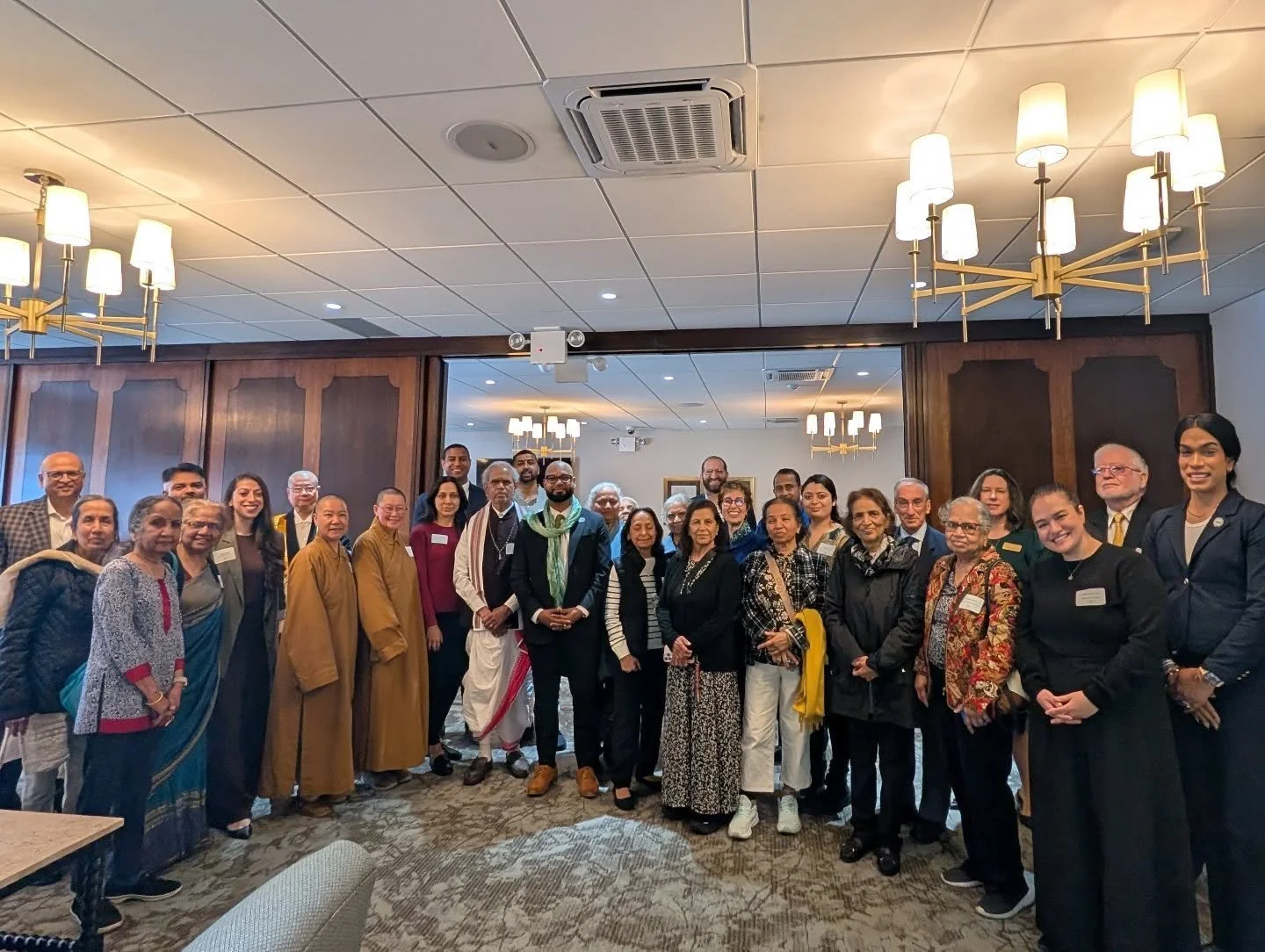Earlier this week, Rabbi Pearl joined Jewish and AAPI leaders from around Queens and beyond for "Sacred Farewells," hosted by @thenewyorkboardofrabbis, to explore different religious sites and cultural rituals around mourning. 

It can be a