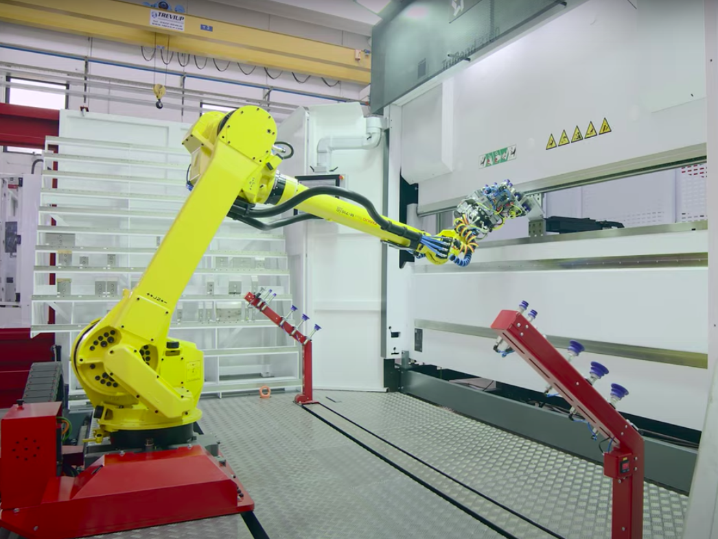 UKMT background image for mobile.png