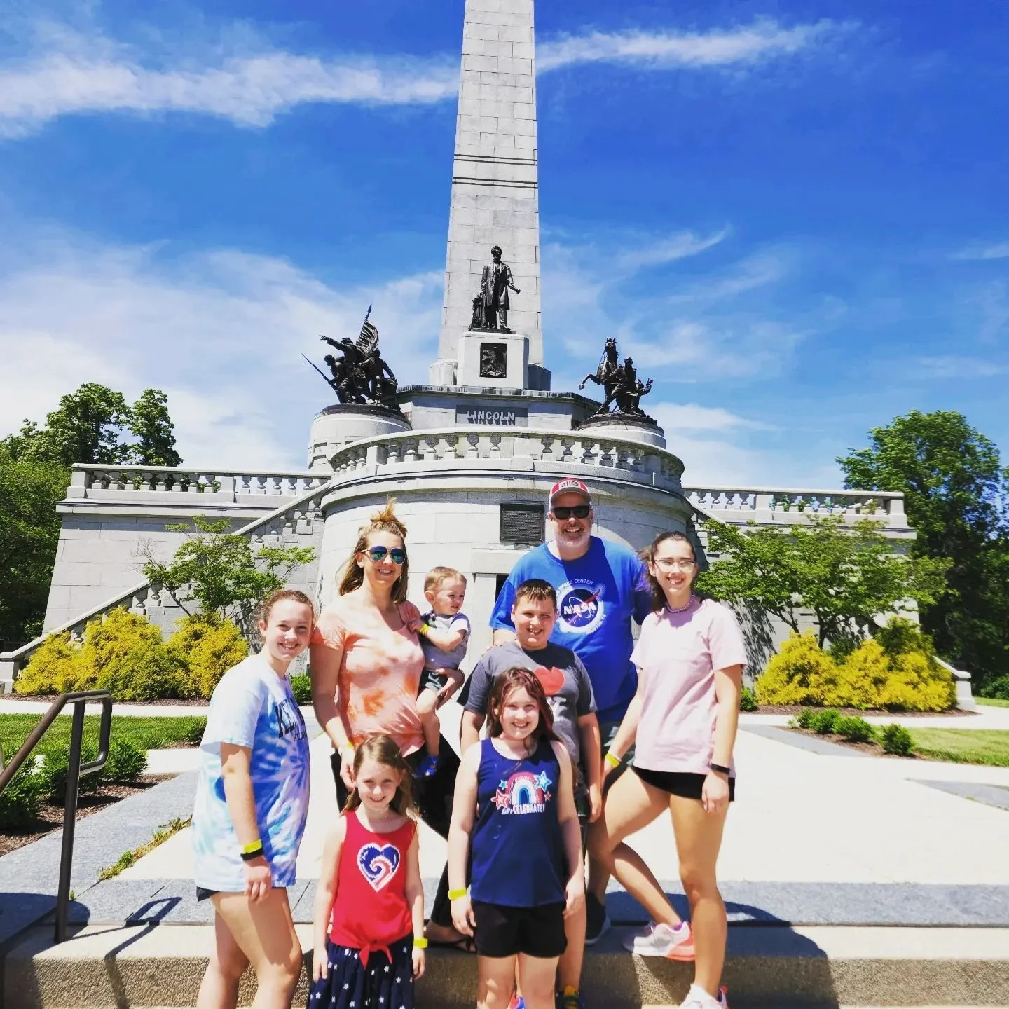 family in front of lincoln memorial.jpeg