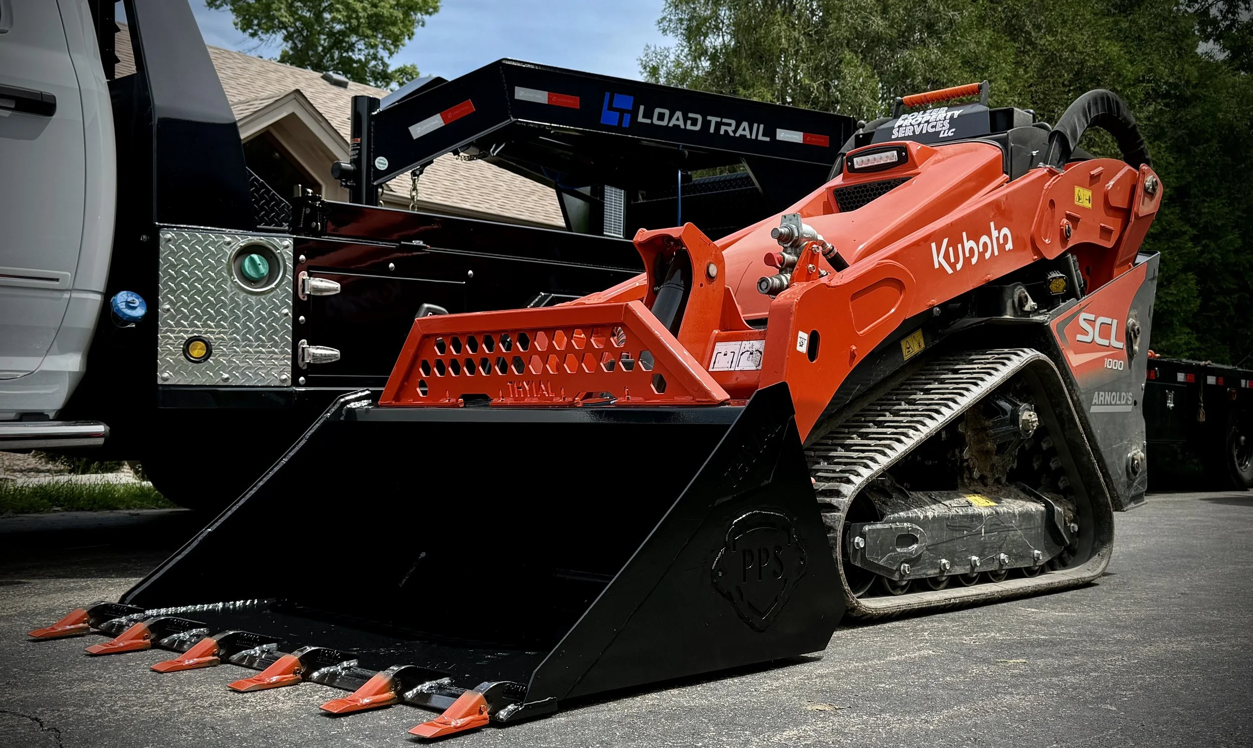 02_IMG_20260609_050849_kubota_scl1000_spill_guard_and_teeth.jpg