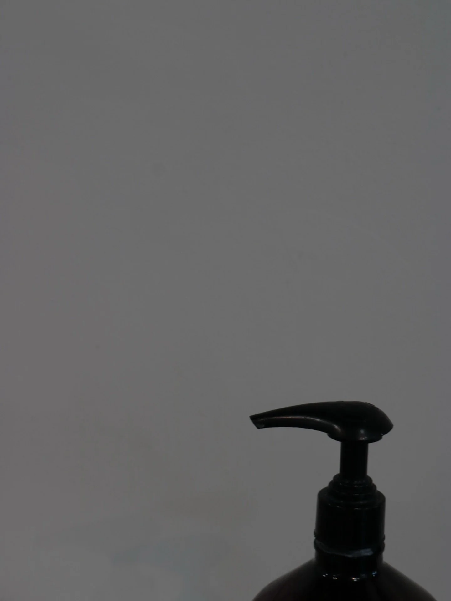 Did you know that the way you wash your hair can impact its health just as much as the products you use? Here&rsquo;s what to keep in mind on your next wash day:

	&bull;	Less is more with shampoo. A quarter-sized amount is usually plenty&mdash;your 