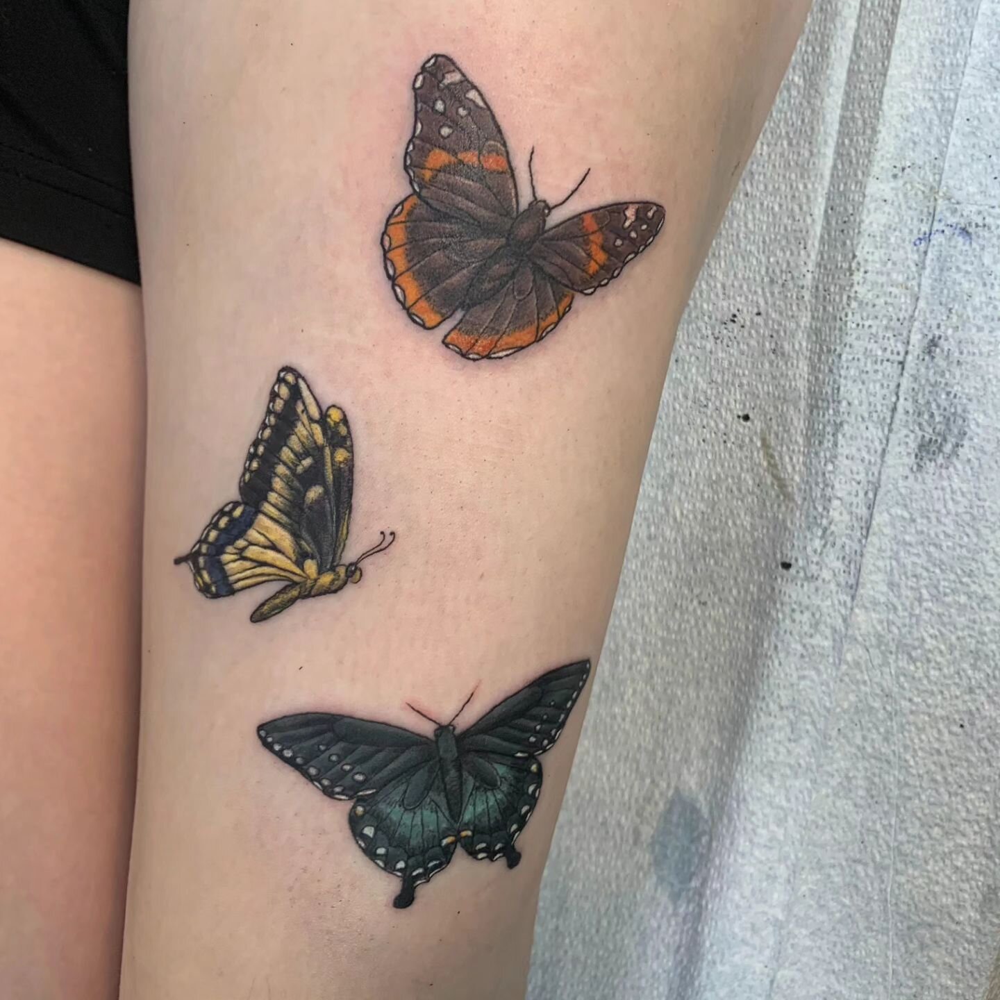 Butterflies by @emilybee_art 🦋🦋🦋 To book or inquire please email us at&nbsp;gypsykingstattoos@gmail.com

.

.

.

.

&nbsp;#tattoos #southeastmichigan #southeastmi #mitattooartist #detroittattooartist #MItattoo #tattooshop&nbsp;#butterfly #butterf