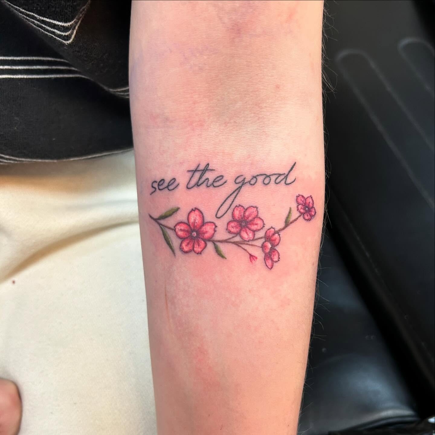flower &amp; lettering are always a great combo 🌸 always down for smaller projects, especially florals!
.
.
.
.
.
#tattoo #tattooideas #letteringtattoo #floraltattoo #flowertattoo #cutetattoo #michigantattooartist #michigantattooers #detroittattooar