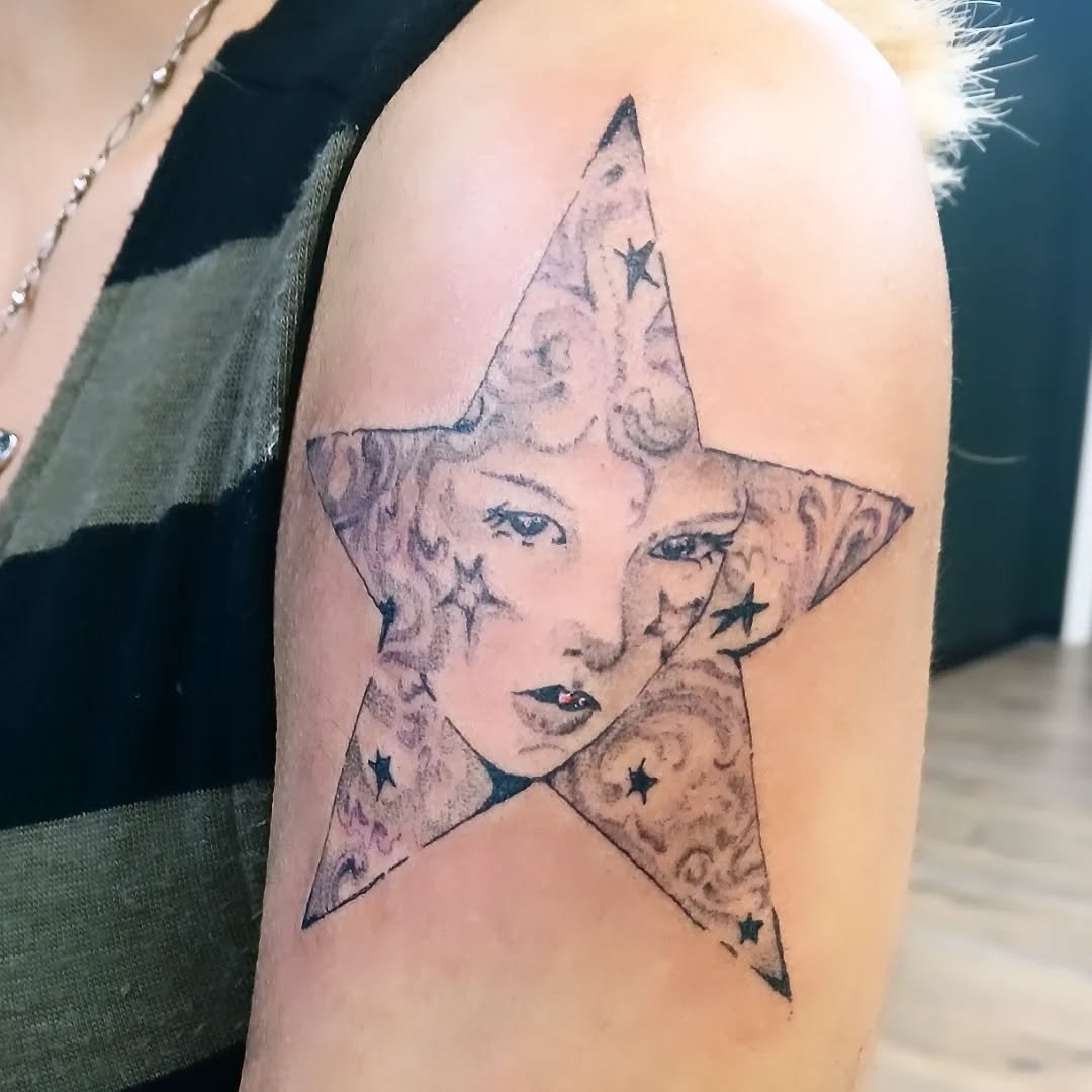 Some things I've done recently! 
.
.
.
.
.
.
.
.
#tattooartist #tattoo #tattoos #tattooart #artist #tattooing #stippletattoo #bodyart #tattooshop #blackandgreytattoo #blackandgrey #tattoodesign #tattooideas #drawing