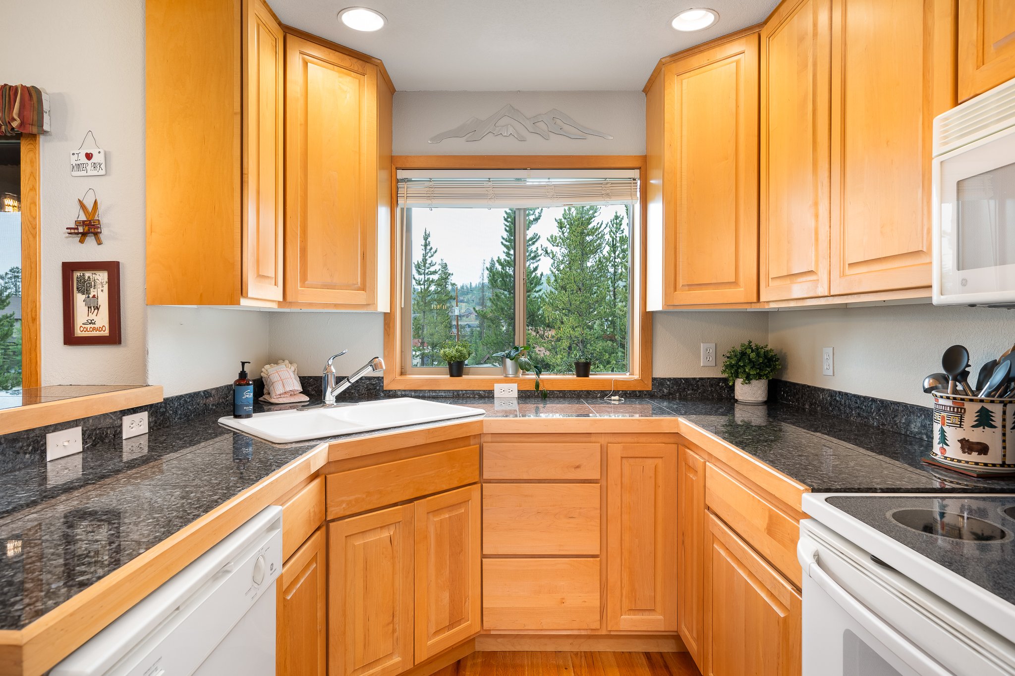 302 Sawyer Cir rc-11.jpg