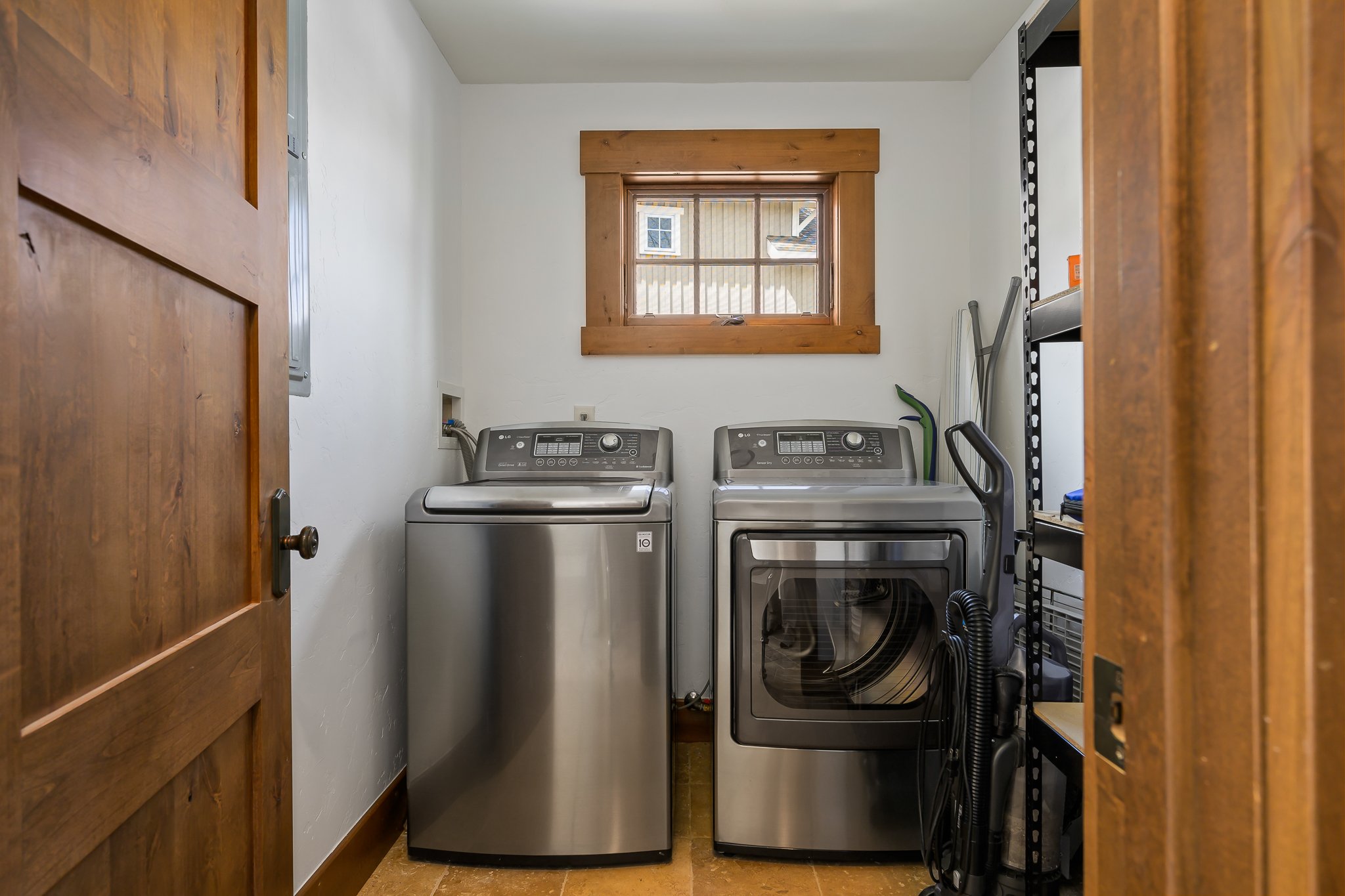21 Meadow Trail-46.jpg