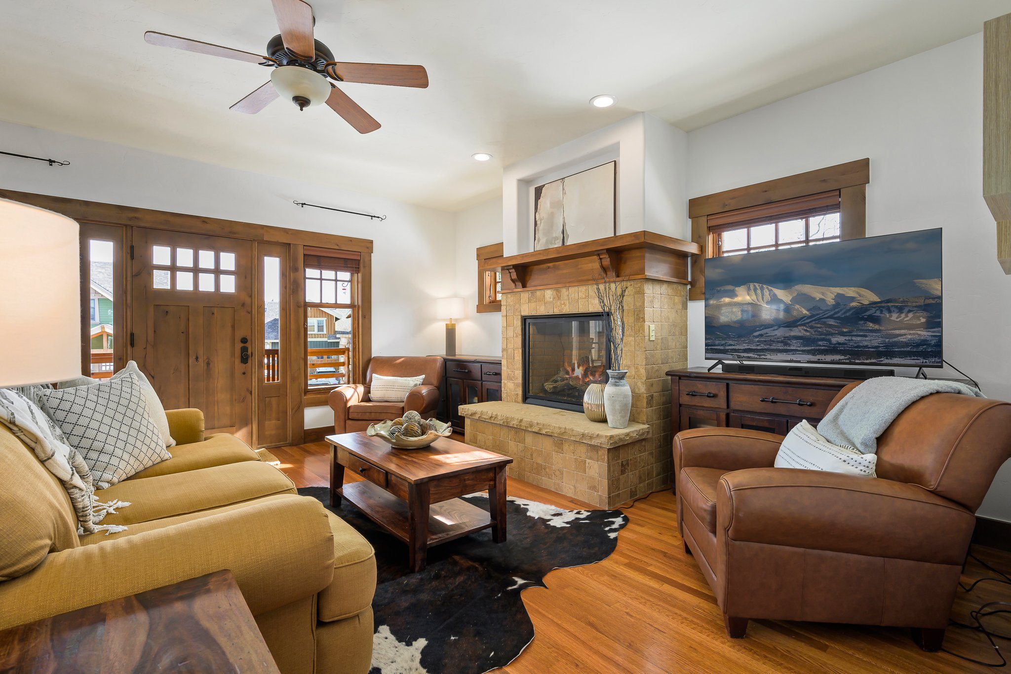 21 Meadow Trail-14.jpg