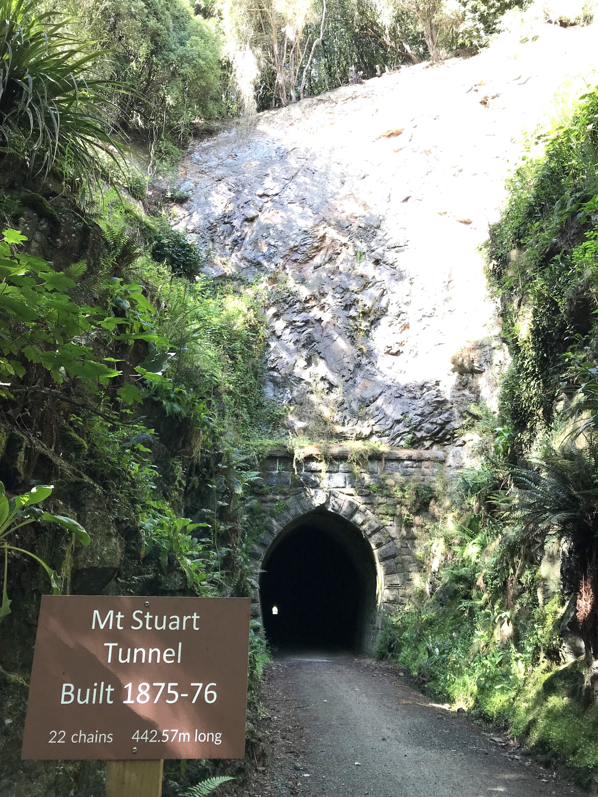 Clutha Gold Stuart Tunnel.jpg