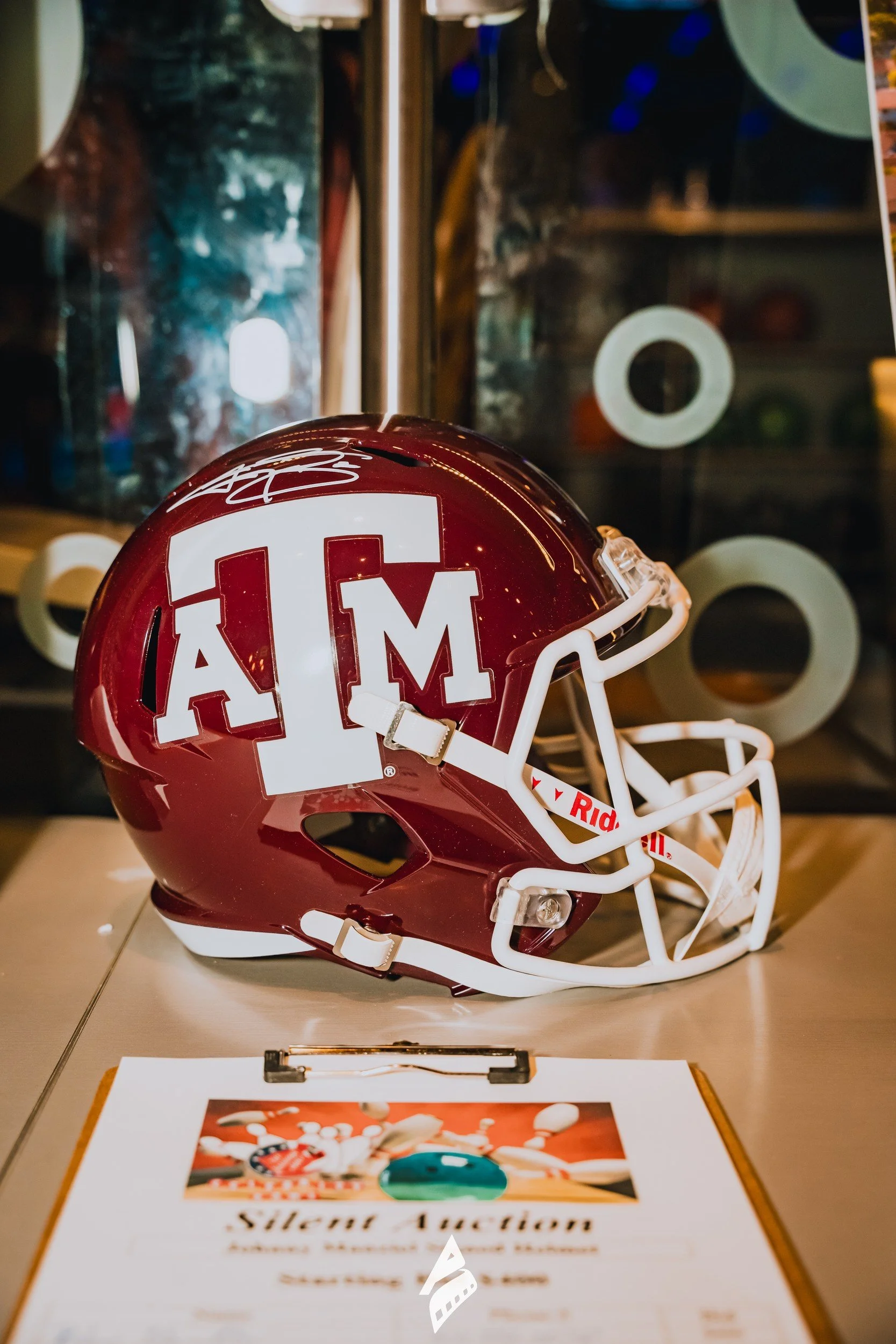 Helmet displayed as an auction item.
