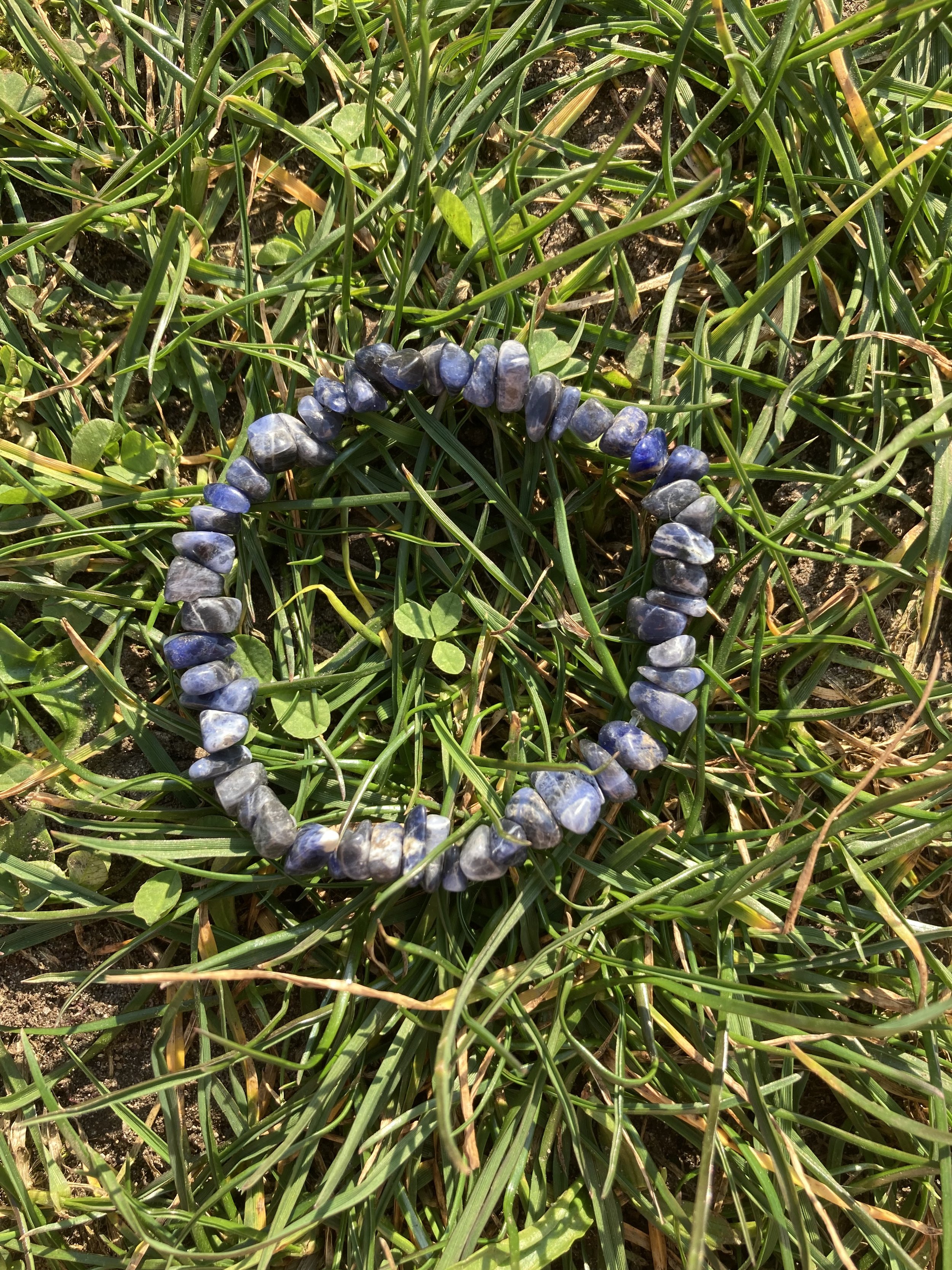 Edelsteen Armbandje - Sodaliet