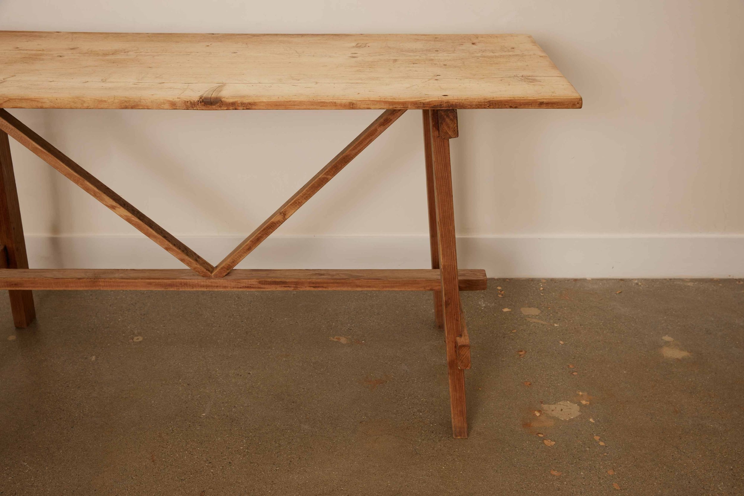 Janette-Mallory-Interior-Design-Shop-Bleached-Console-Table-Detail.jpg