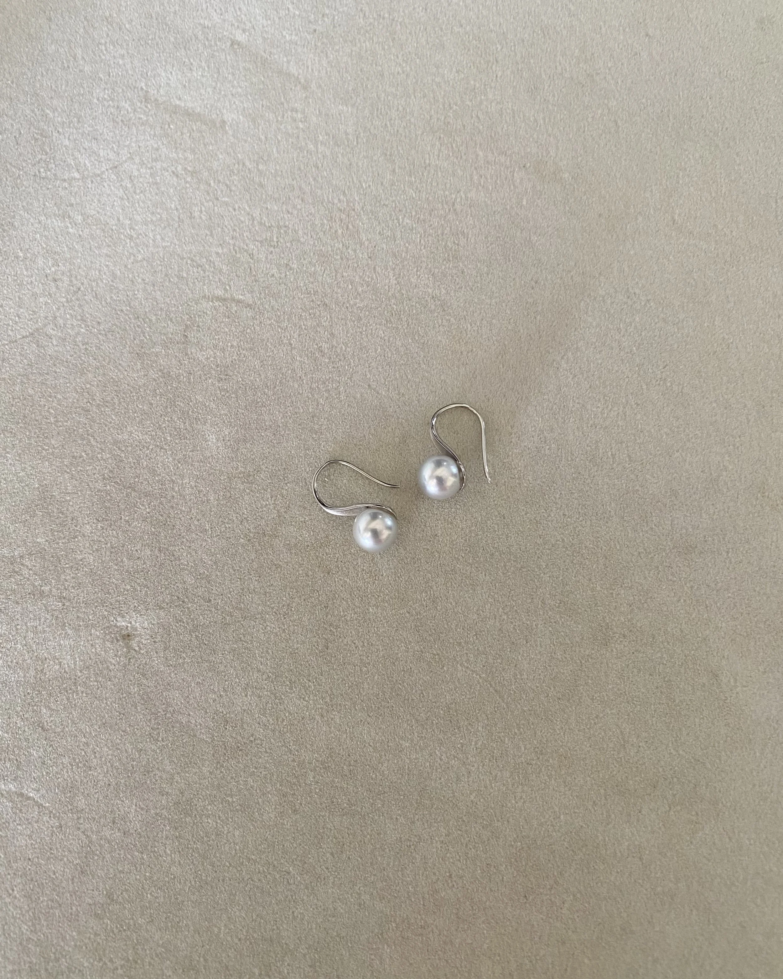8.1mm Silver-Grey Blue Japanese Madama Akoya Pearl Hook Earrings, Mirror Lustre, Sculptural Satin-Brushed S925 Silver, Show Piece Starlit Pearls