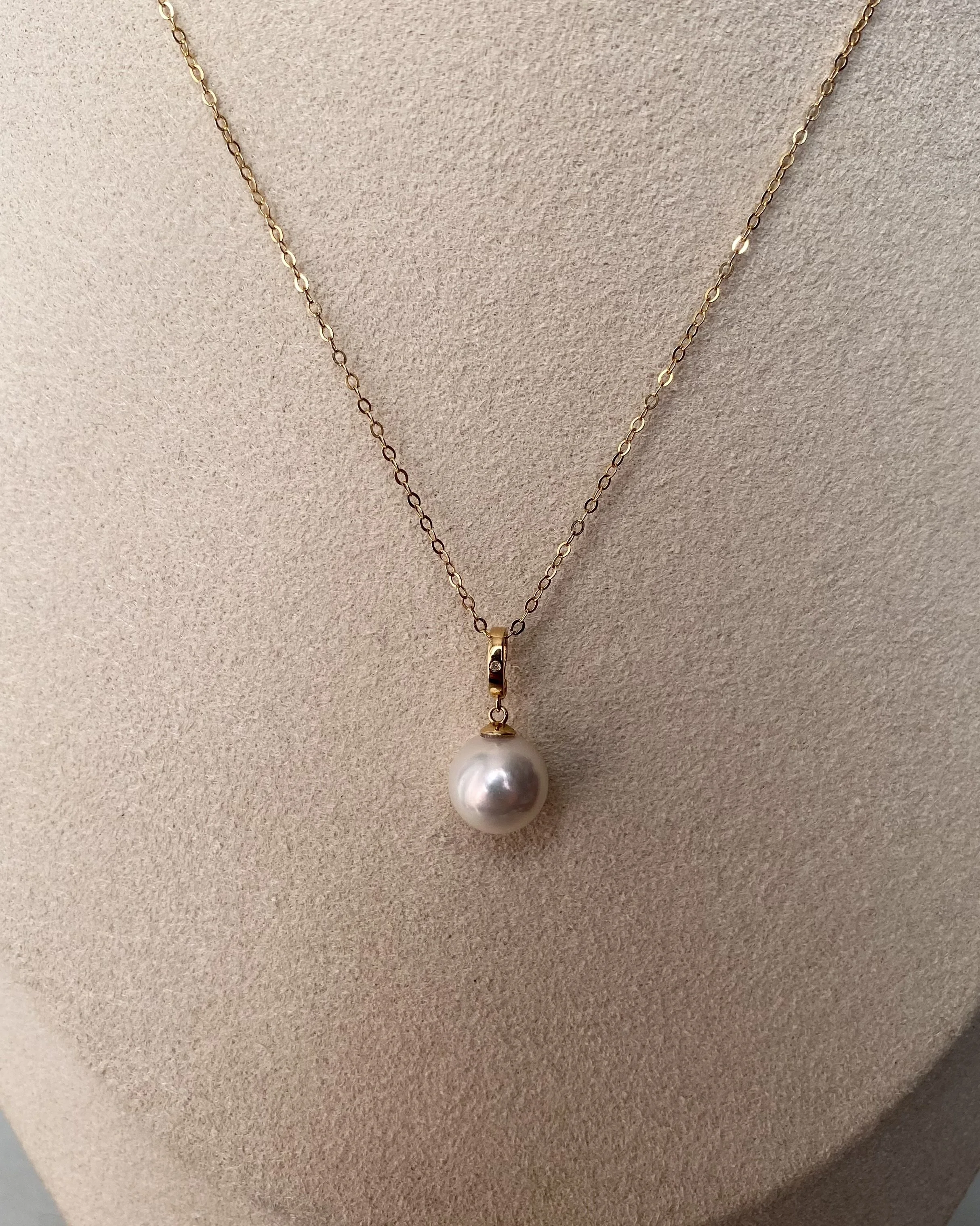 Rare 9.2mm Oversized Japanese White Akoya Pearl Pendant, Otsuki Pearl Origin, Pale Pink Overtone, Solid 18K Gold Open Clasp/D0.003CT Diamond Starlit Pearls